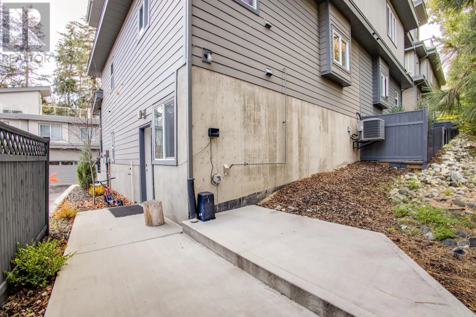 2893 Robinson Road Unit# 11