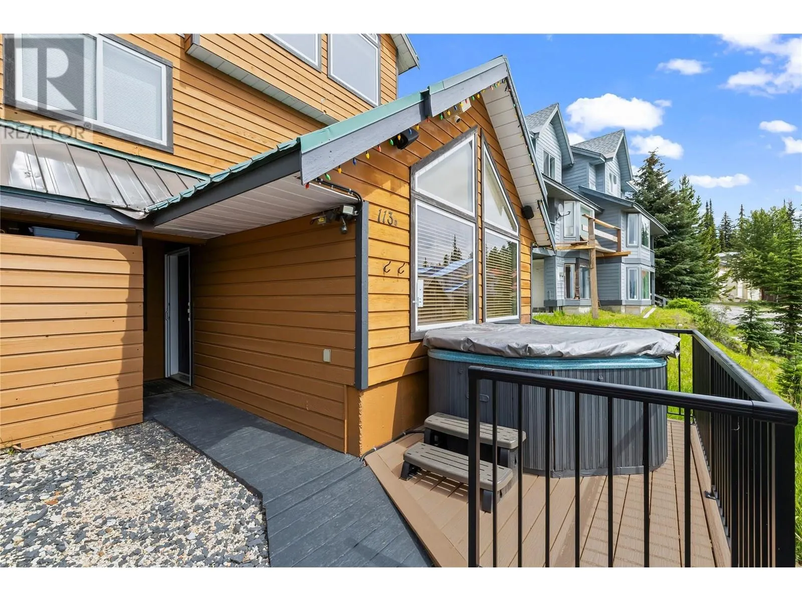 5965 Snow Pines Crescent Unit# D