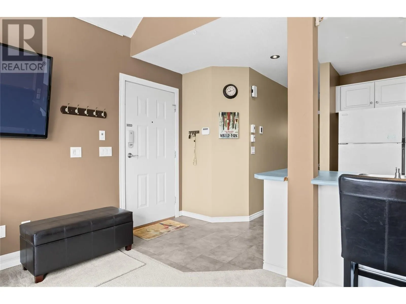 5965 Snow Pines Crescent Unit# D
