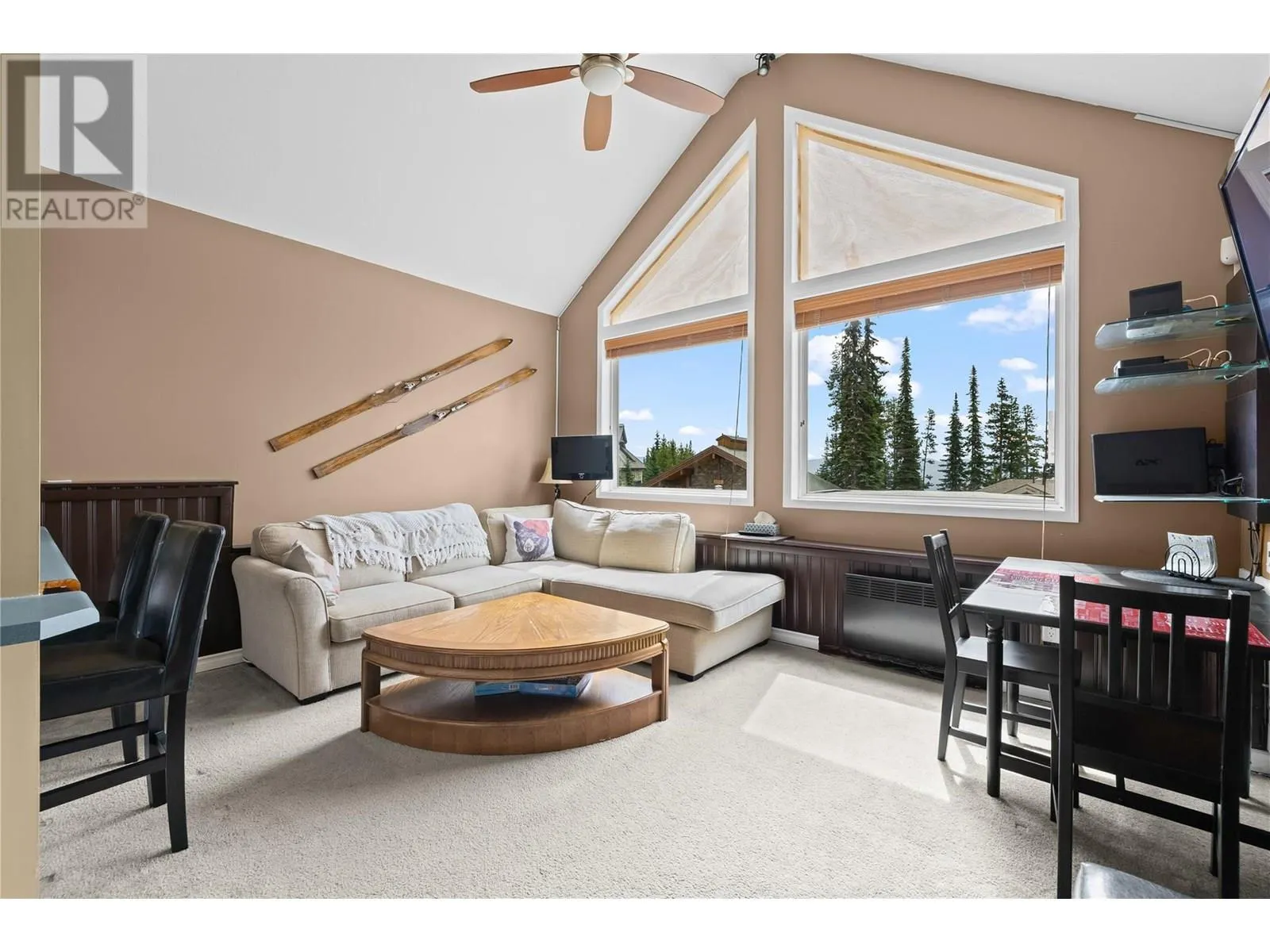 5965 Snow Pines Crescent Unit# D