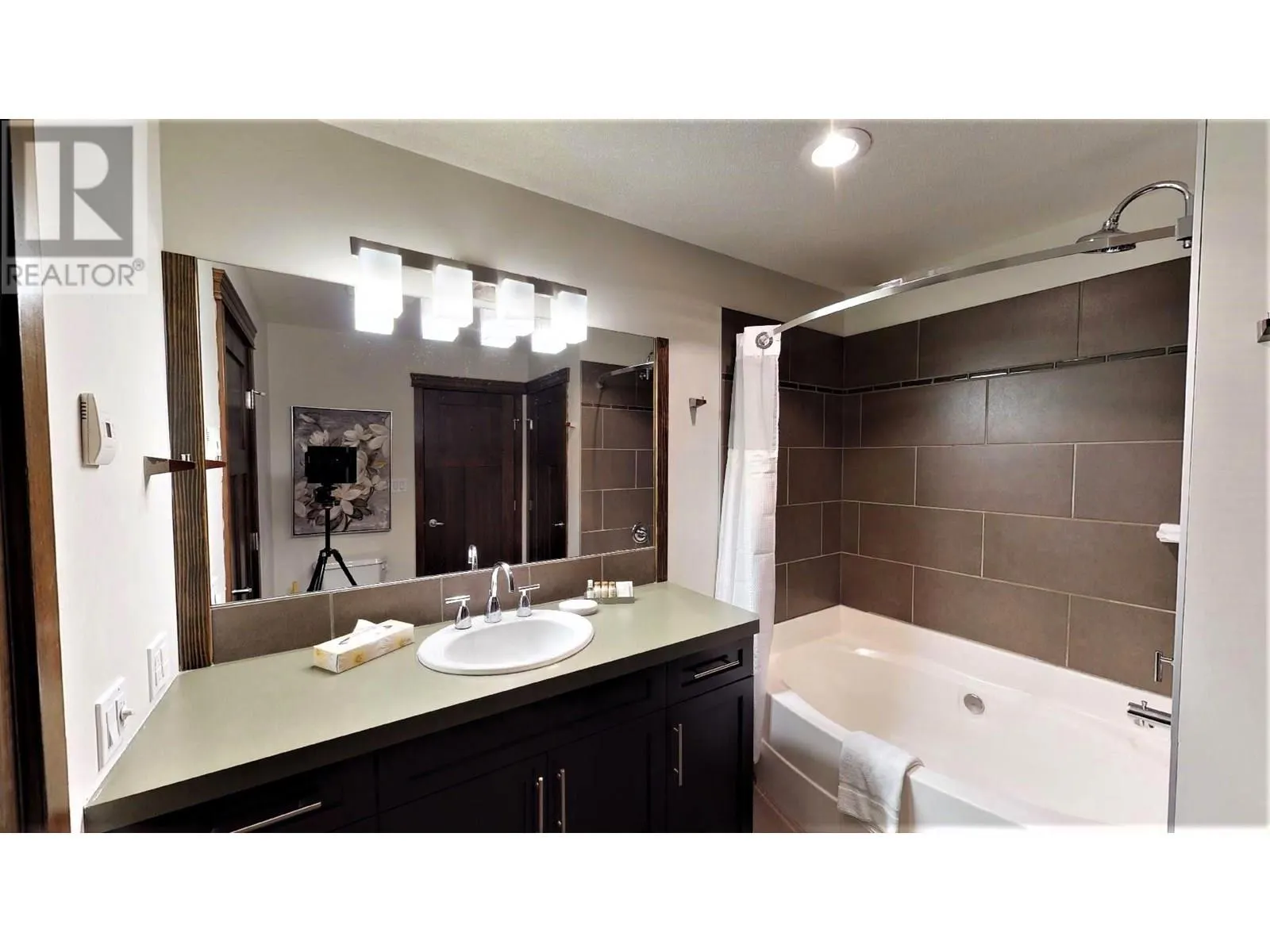 700 BIGHORN Boulevard Unit# 735 H