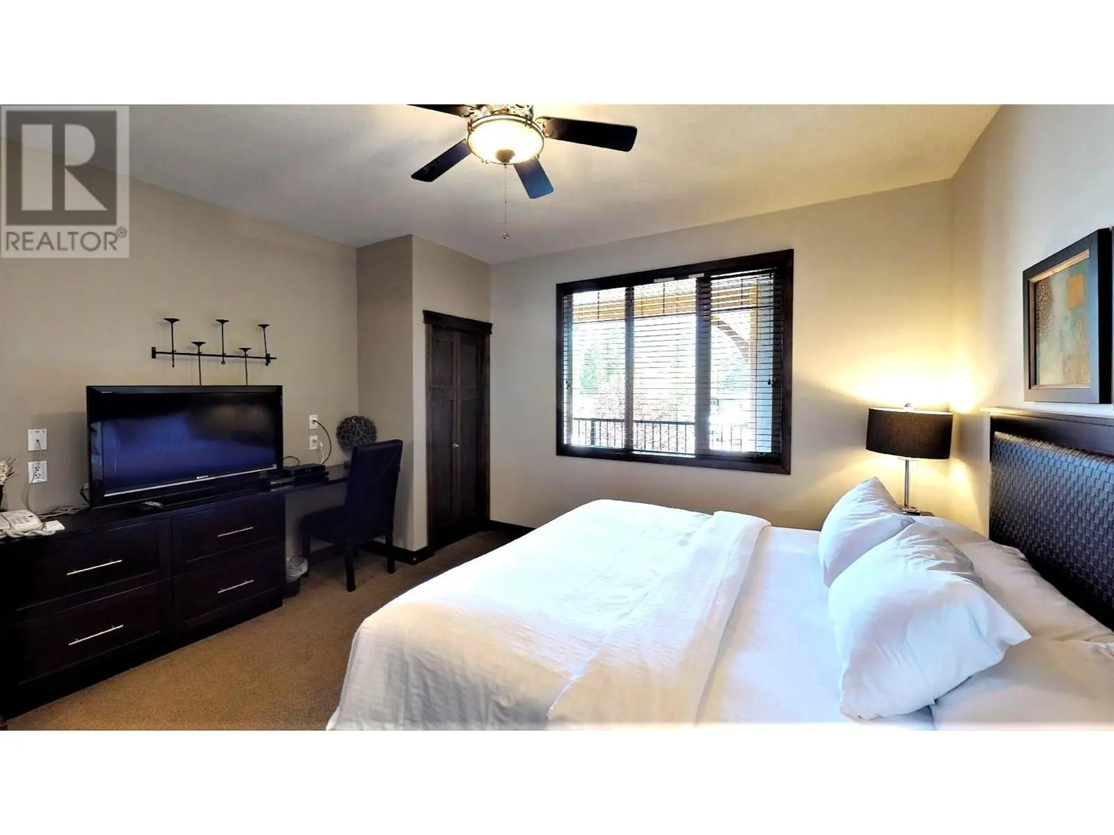 700 BIGHORN Boulevard Unit# 735 H