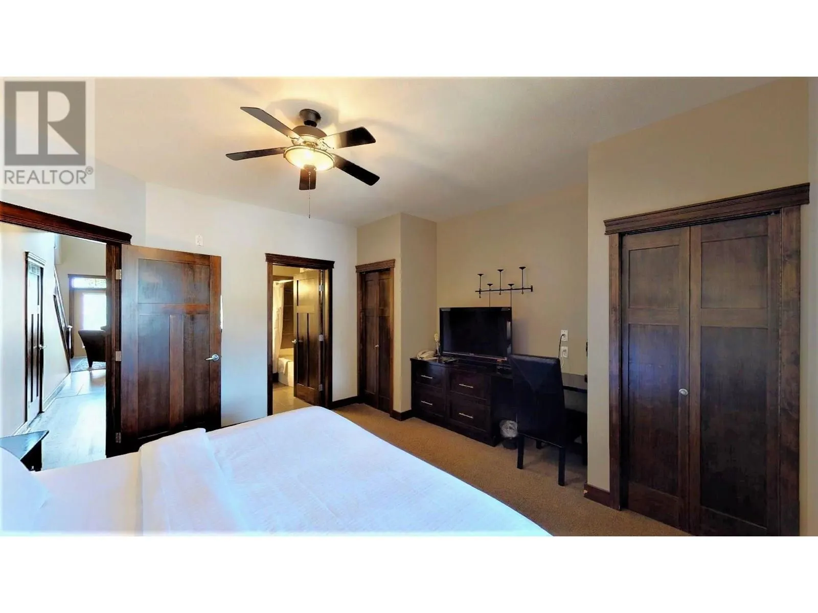 700 BIGHORN Boulevard Unit# 735 H
