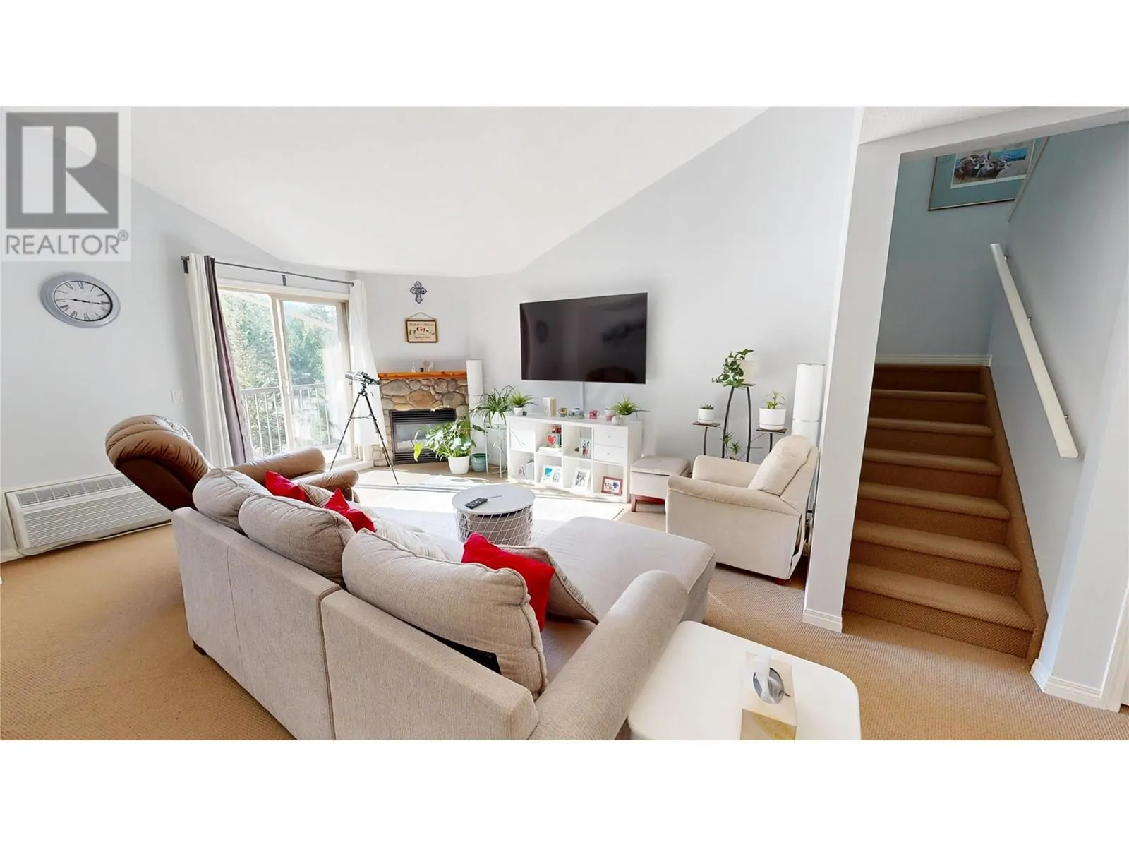 4875 RADIUM Boulevard Unit# 303