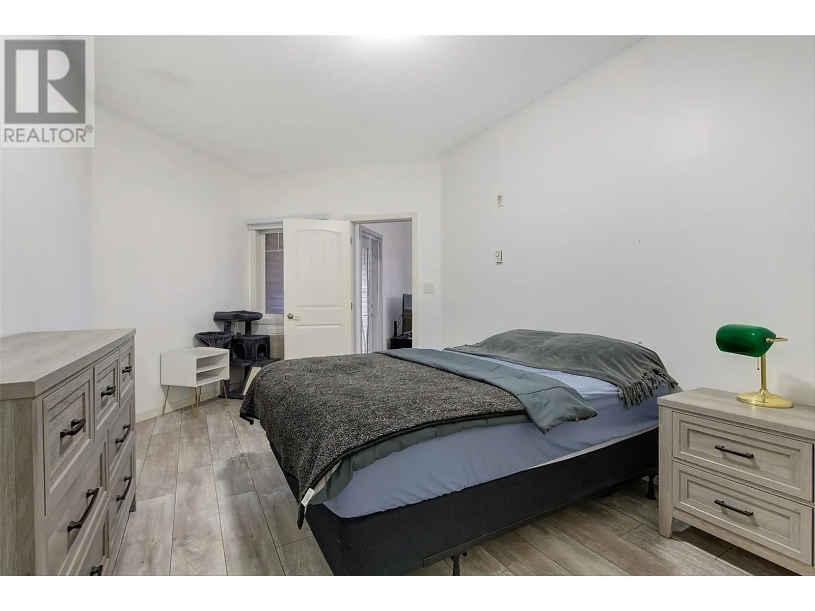 345 Mills Road Unit# 305
