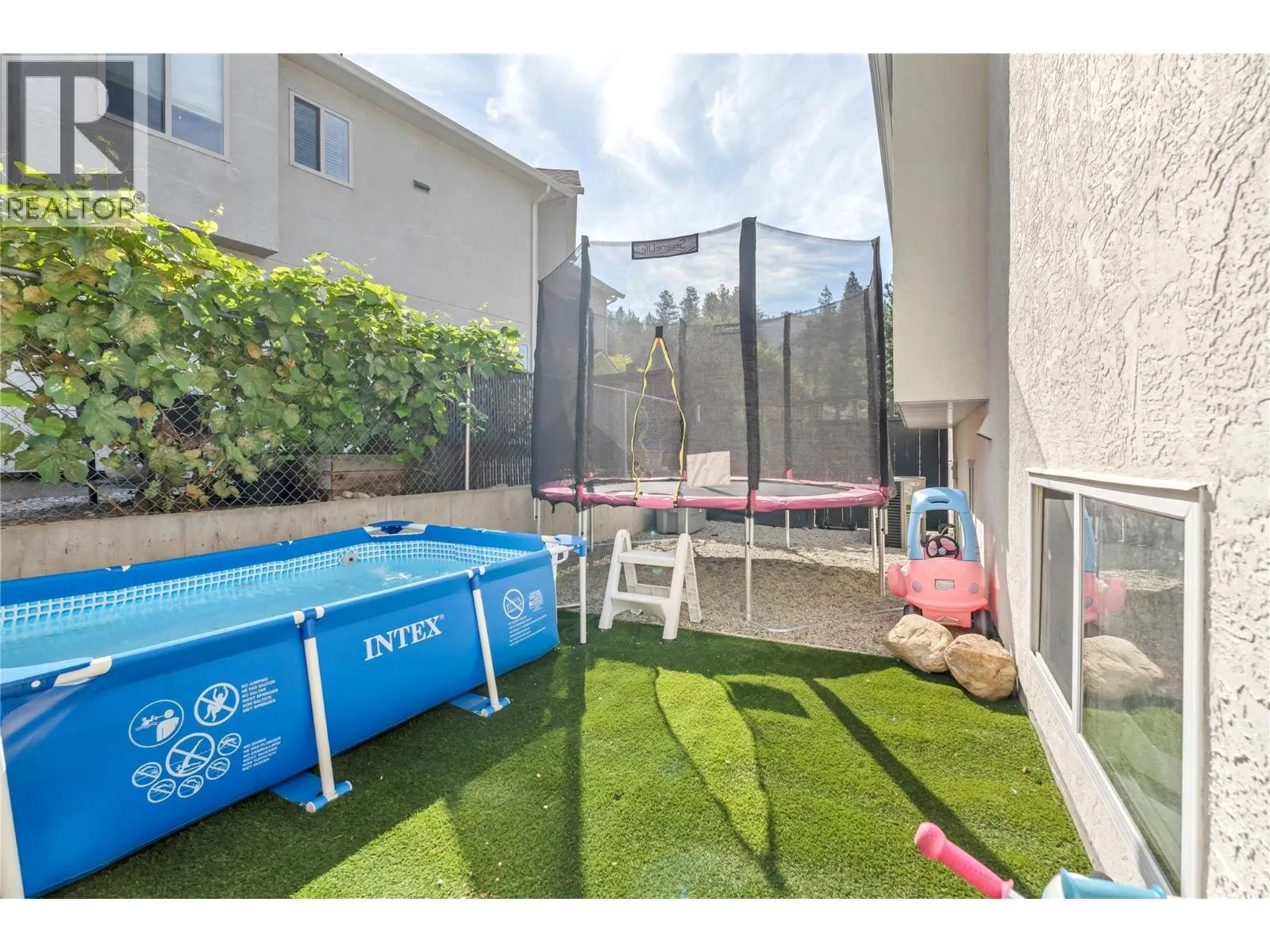 119 STOCKS Crescent
