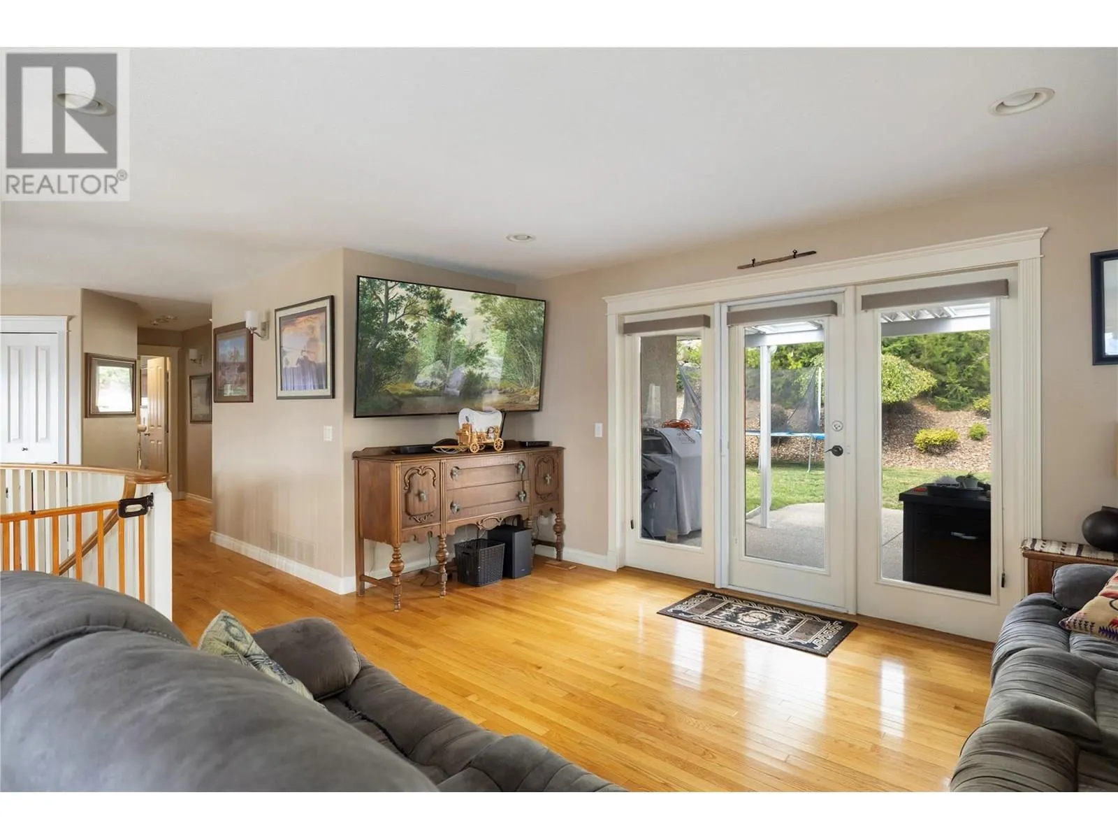 685 Mt York Drive