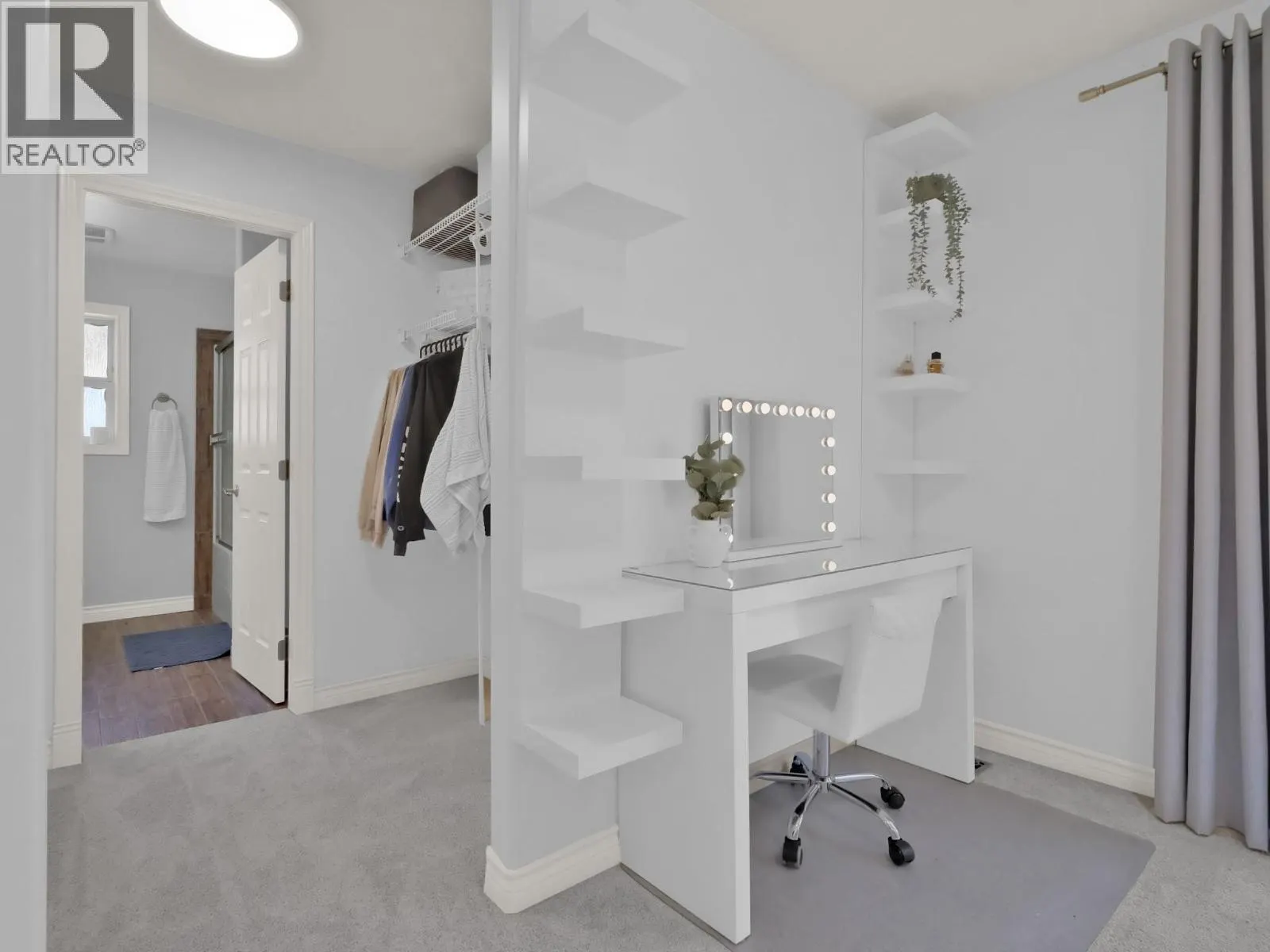 3063 Thacker Drive