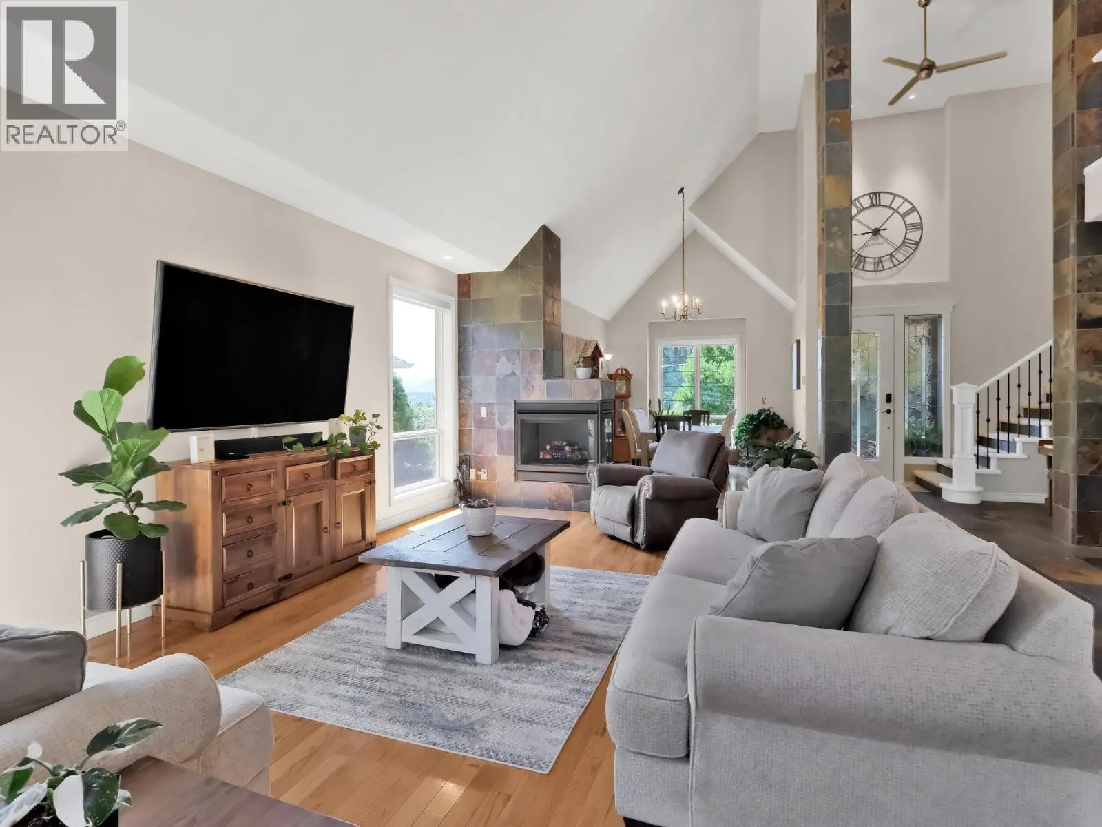 3063 Thacker Drive