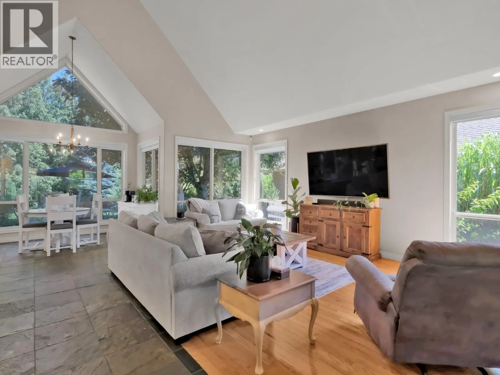 3063 Thacker Drive