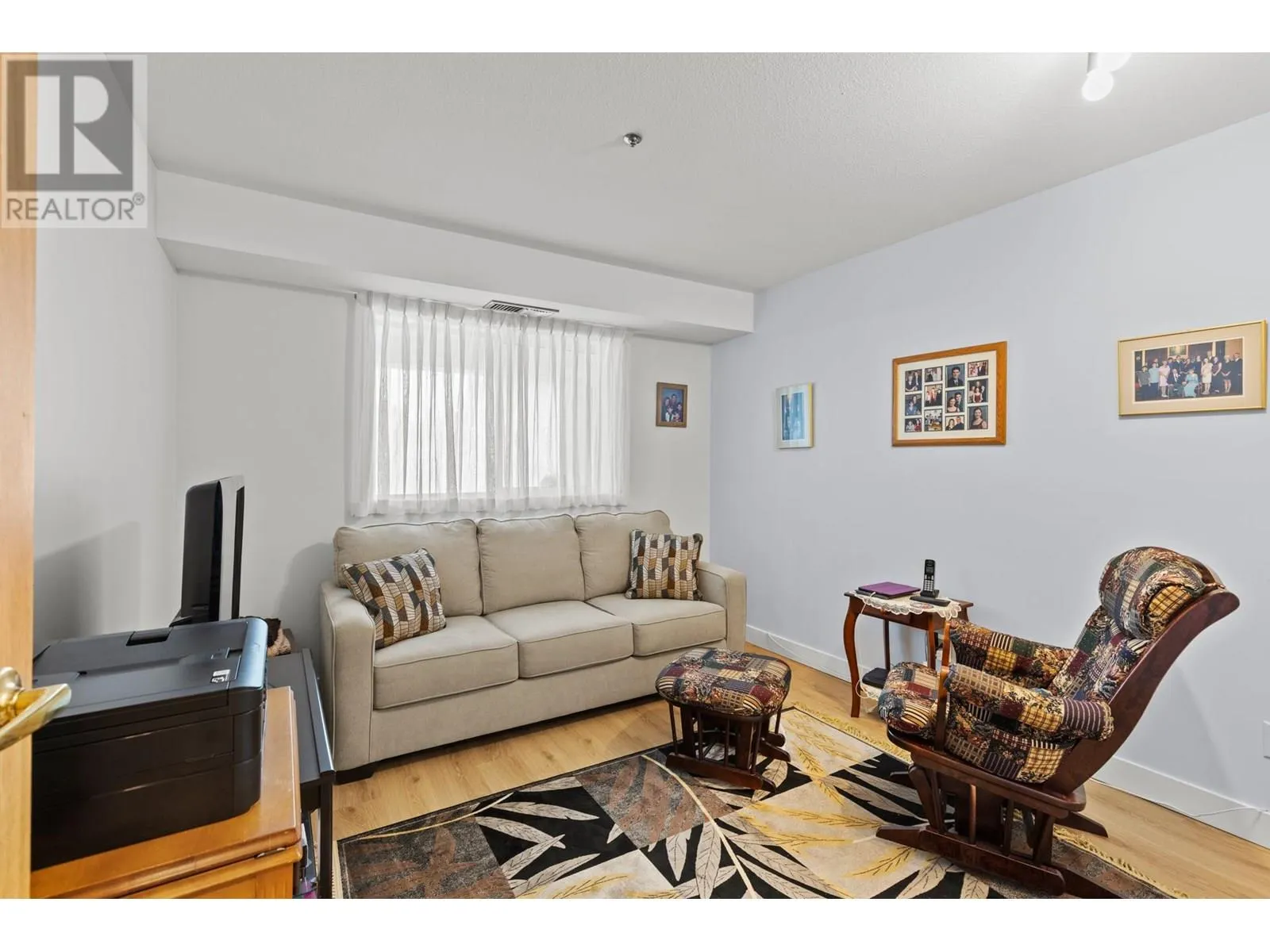 1045 Sutherland Avenue Unit# 309