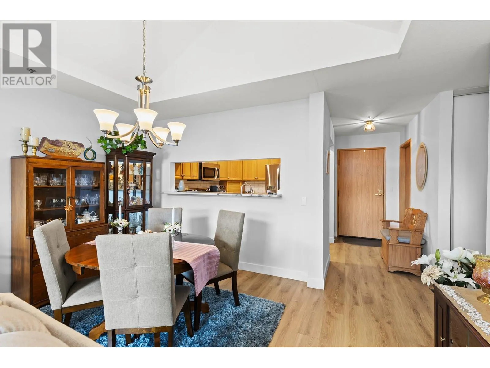 1045 Sutherland Avenue Unit# 309