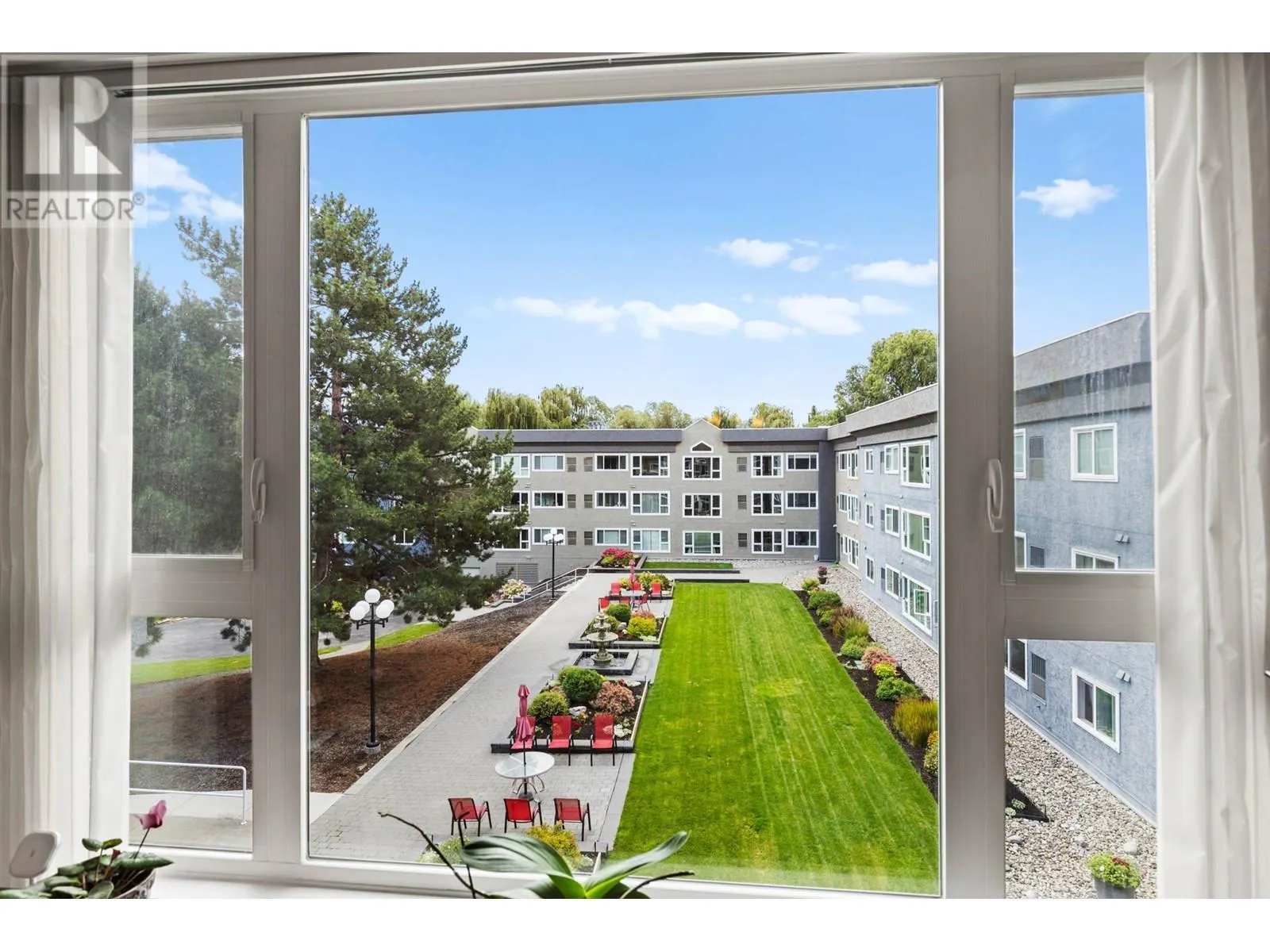 1045 Sutherland Avenue Unit# 309