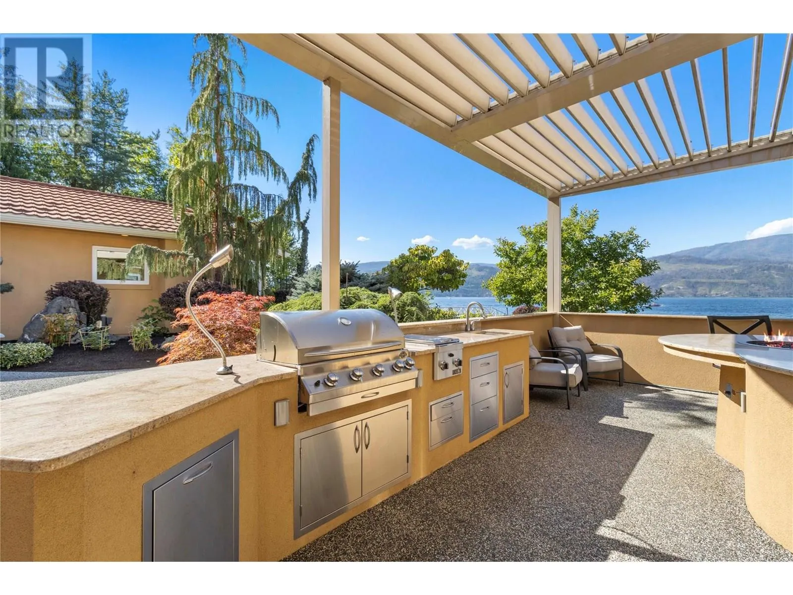 2471 Rocky Point Road