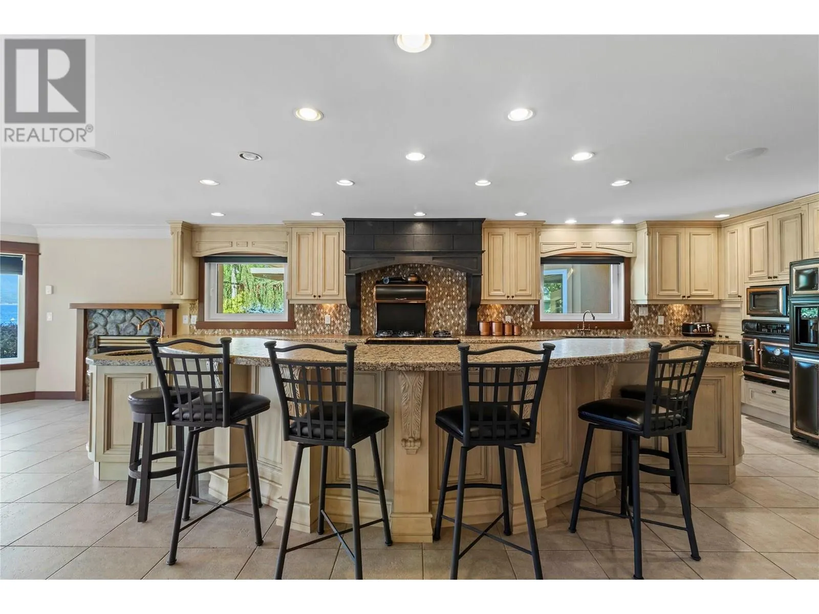 2471 Rocky Point Road