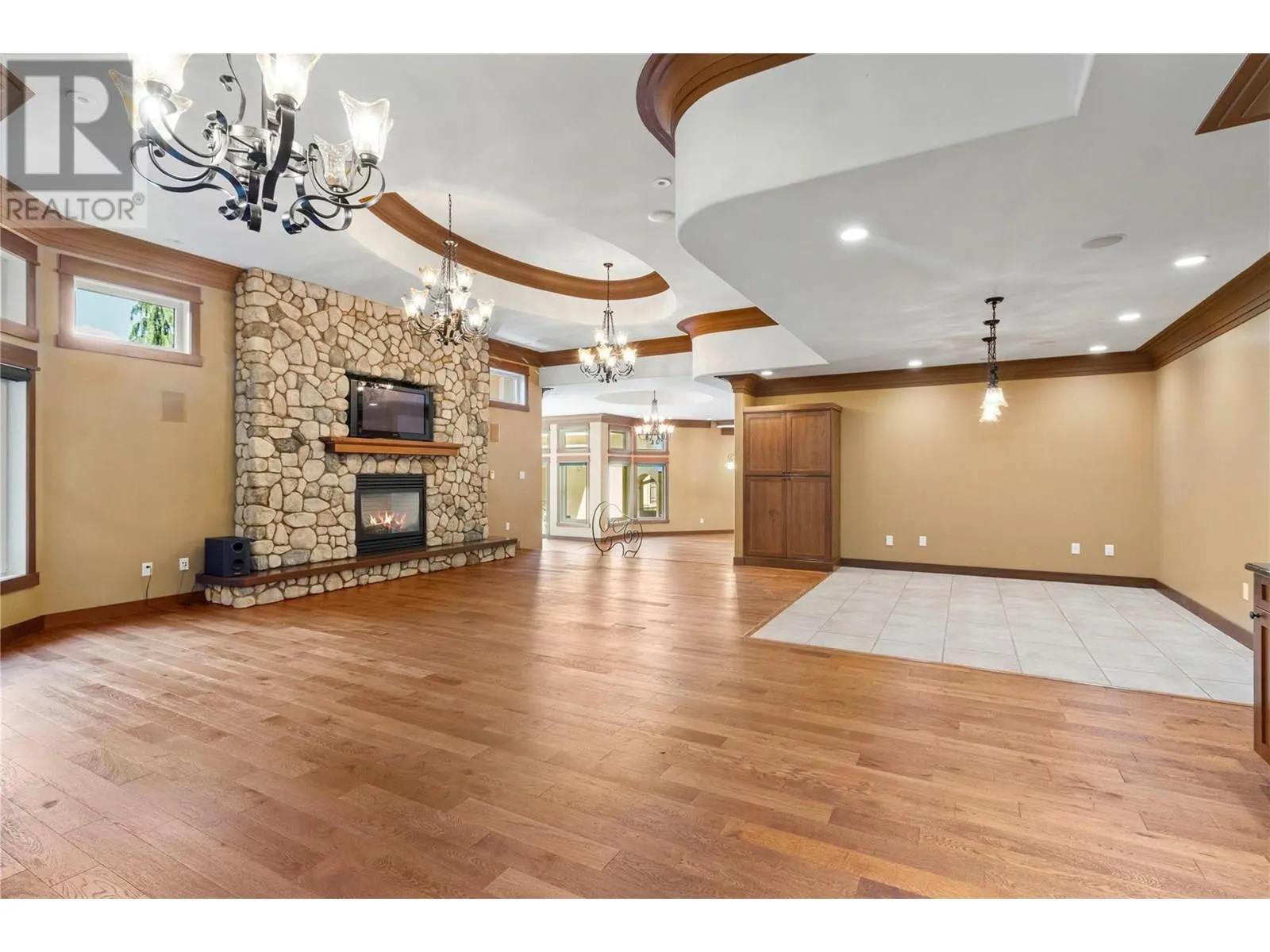 2471 Rocky Point Road