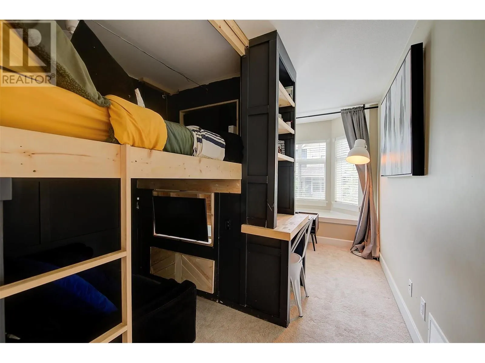 12850 Stillwater Court Unit# 11