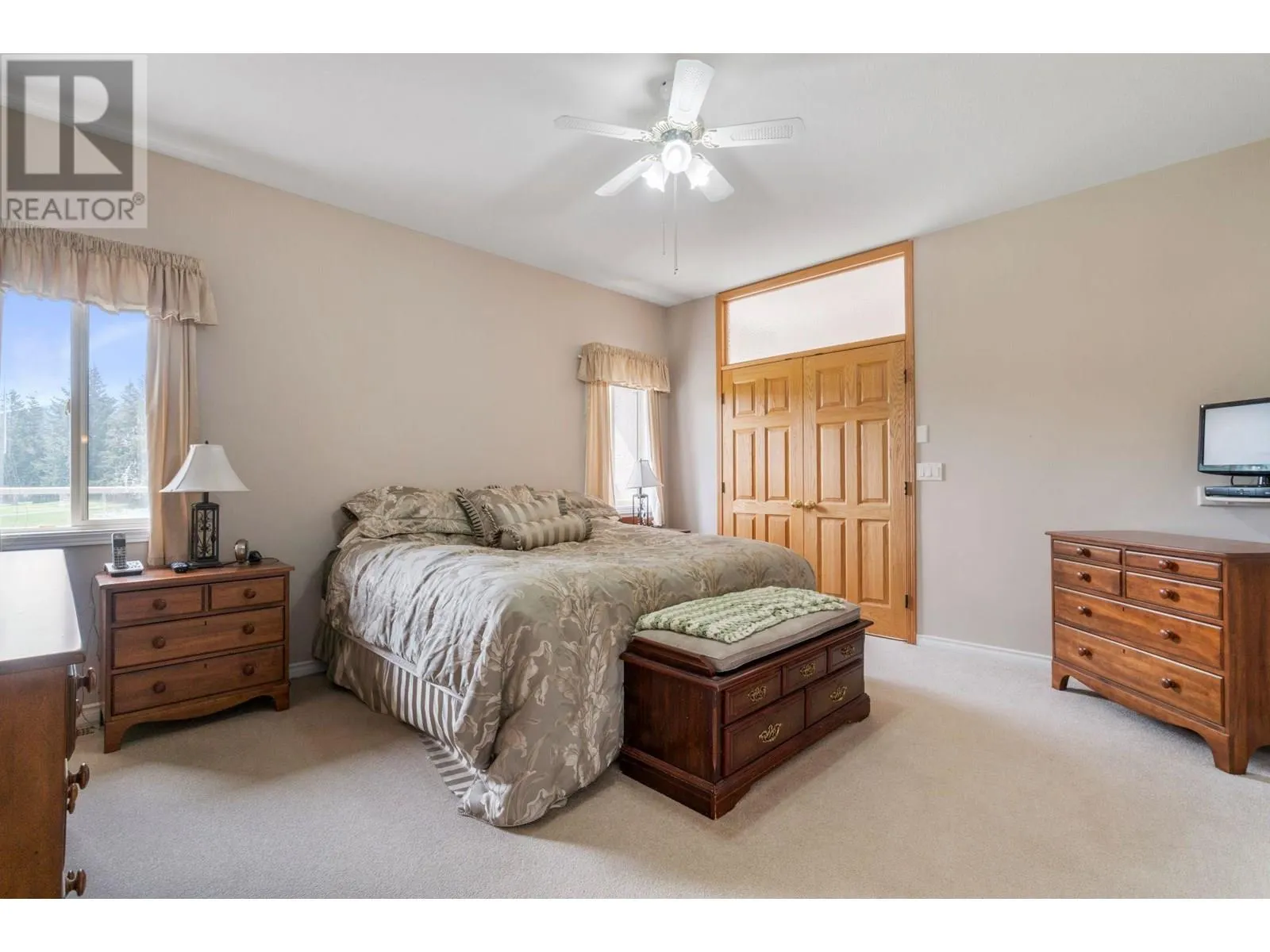 2550 Golf Course Drive Unit# 5