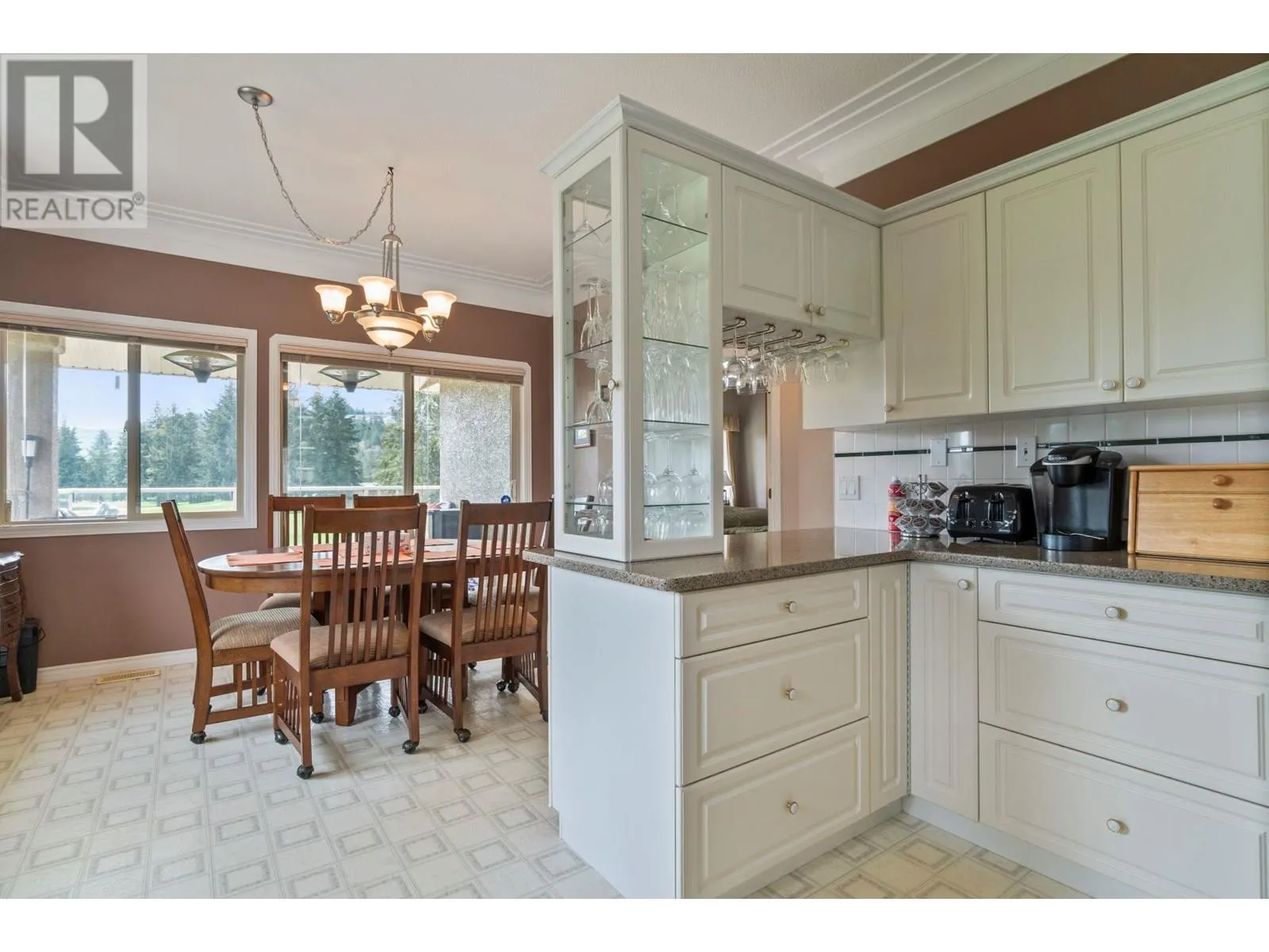 2550 Golf Course Drive Unit# 5