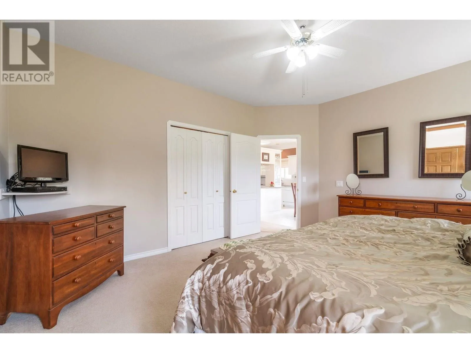 2550 Golf Course Drive Unit# 5
