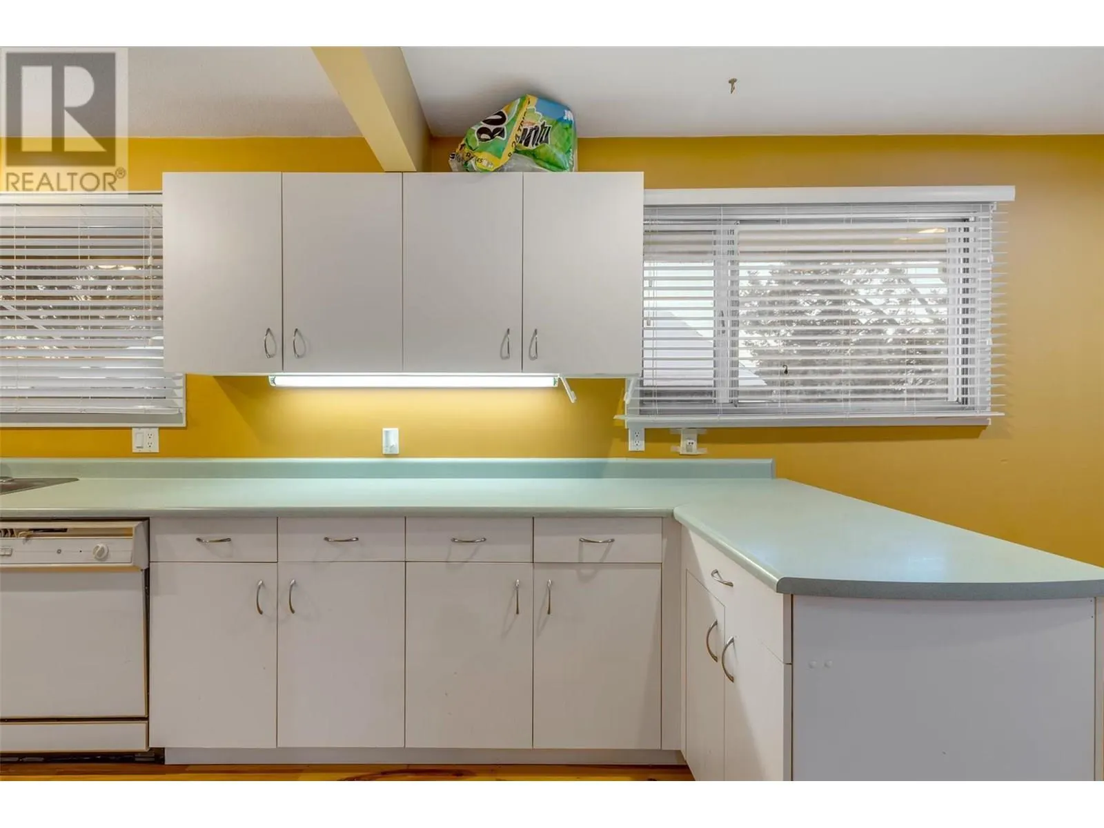 215 Mugford Road