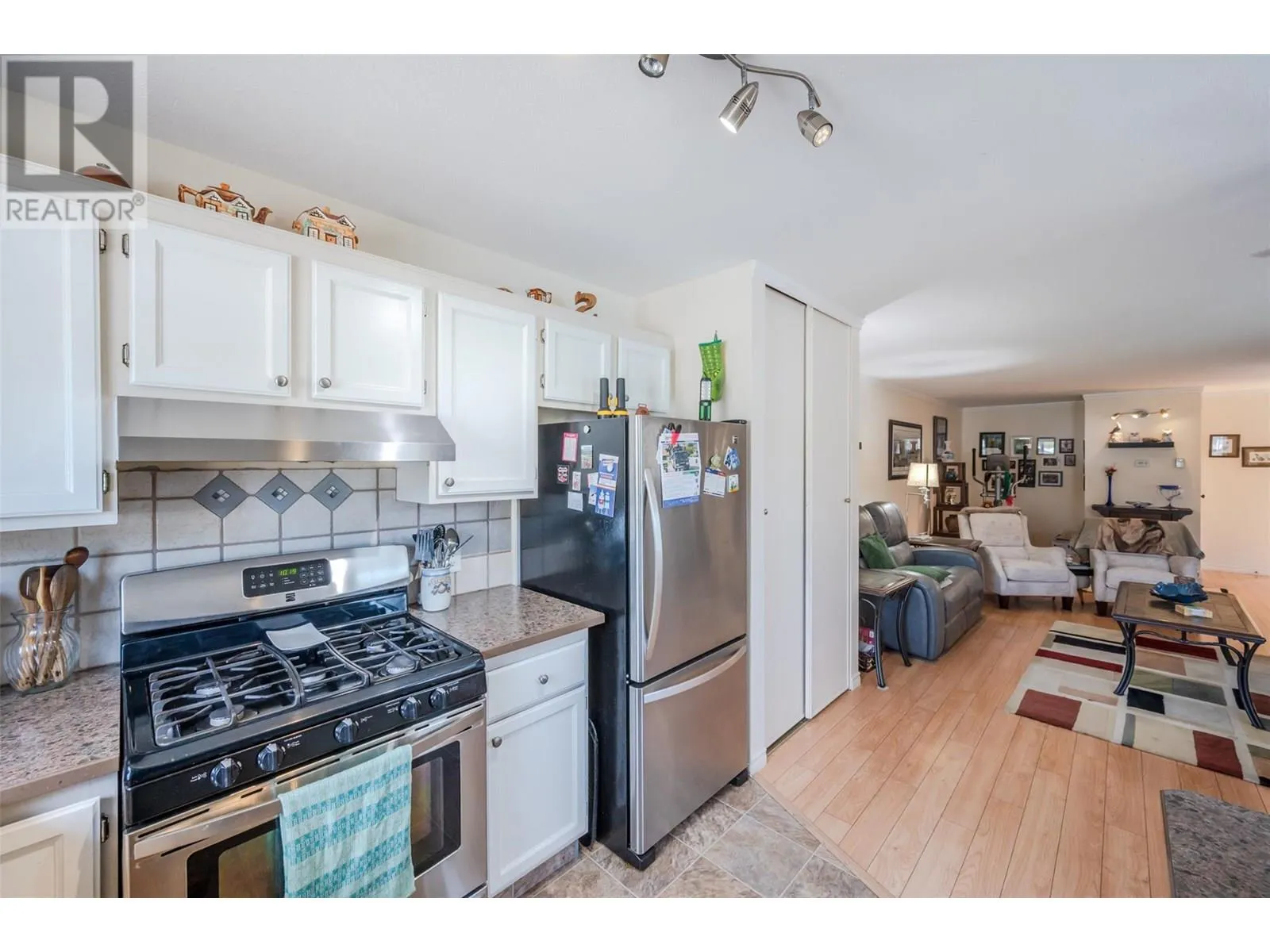 999 Burnaby Avenue Unit# 54