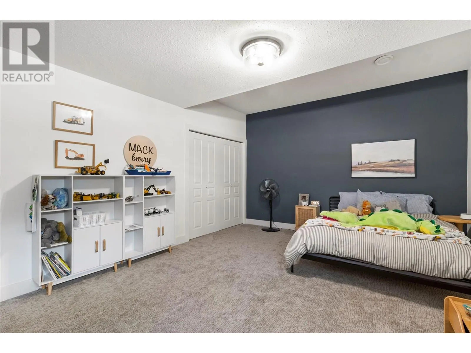 1800 Foothill Road SW