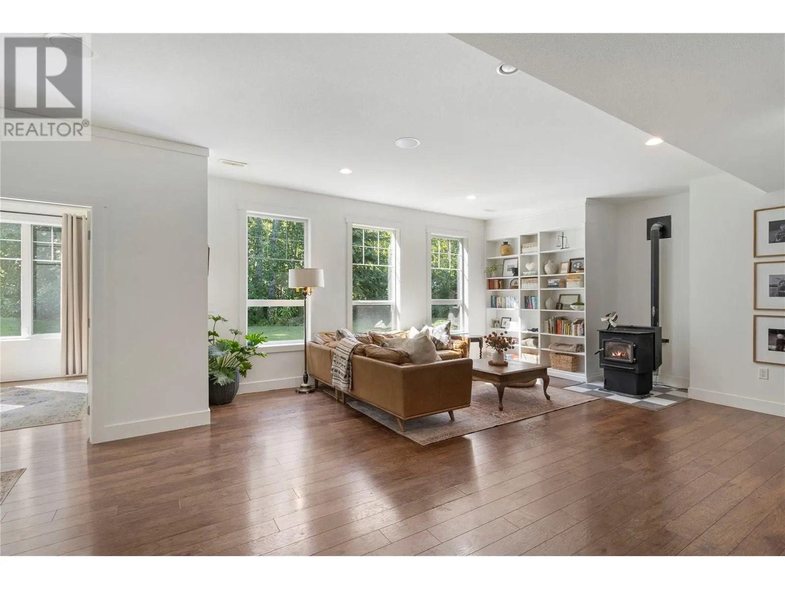 1800 Foothill Road SW