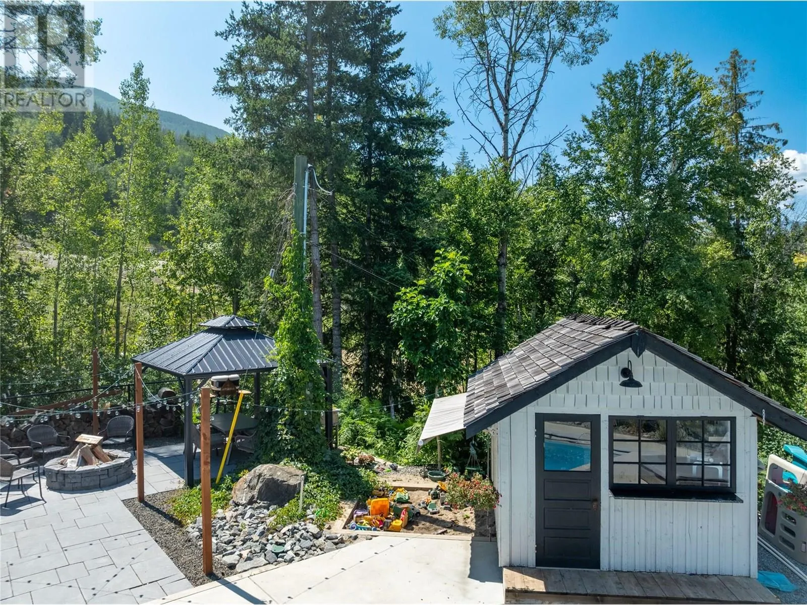 1800 Foothill Road SW