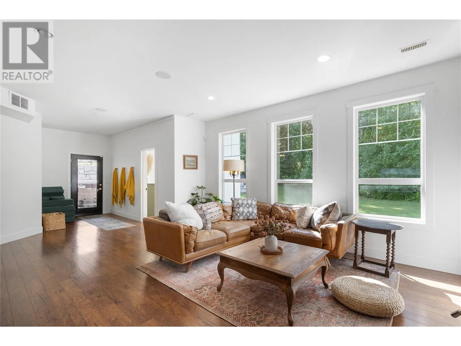 1800 Foothill Road SW