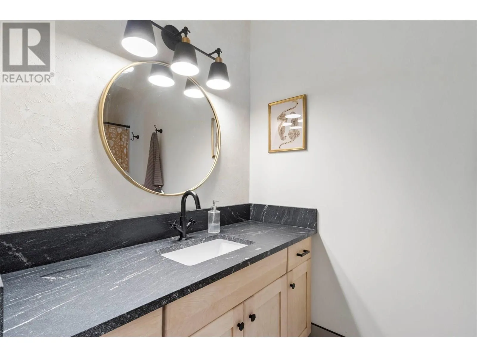 1800 Foothill Road SW