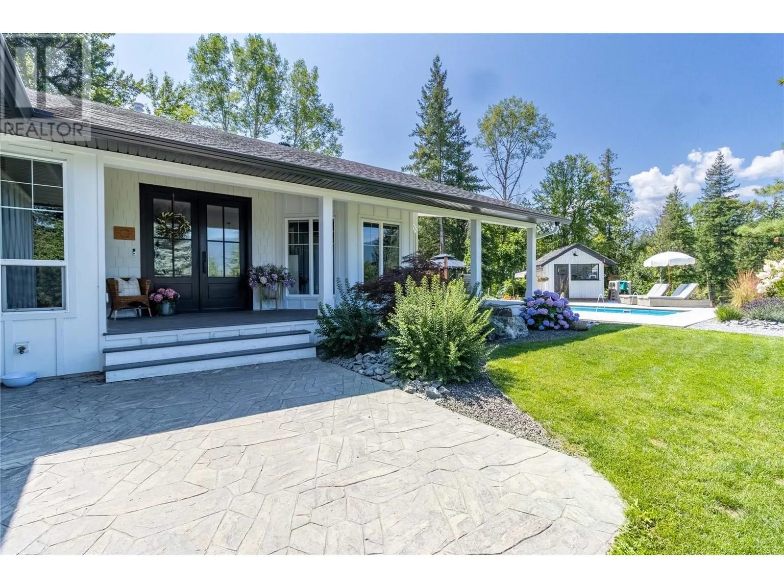 1800 Foothill Road SW