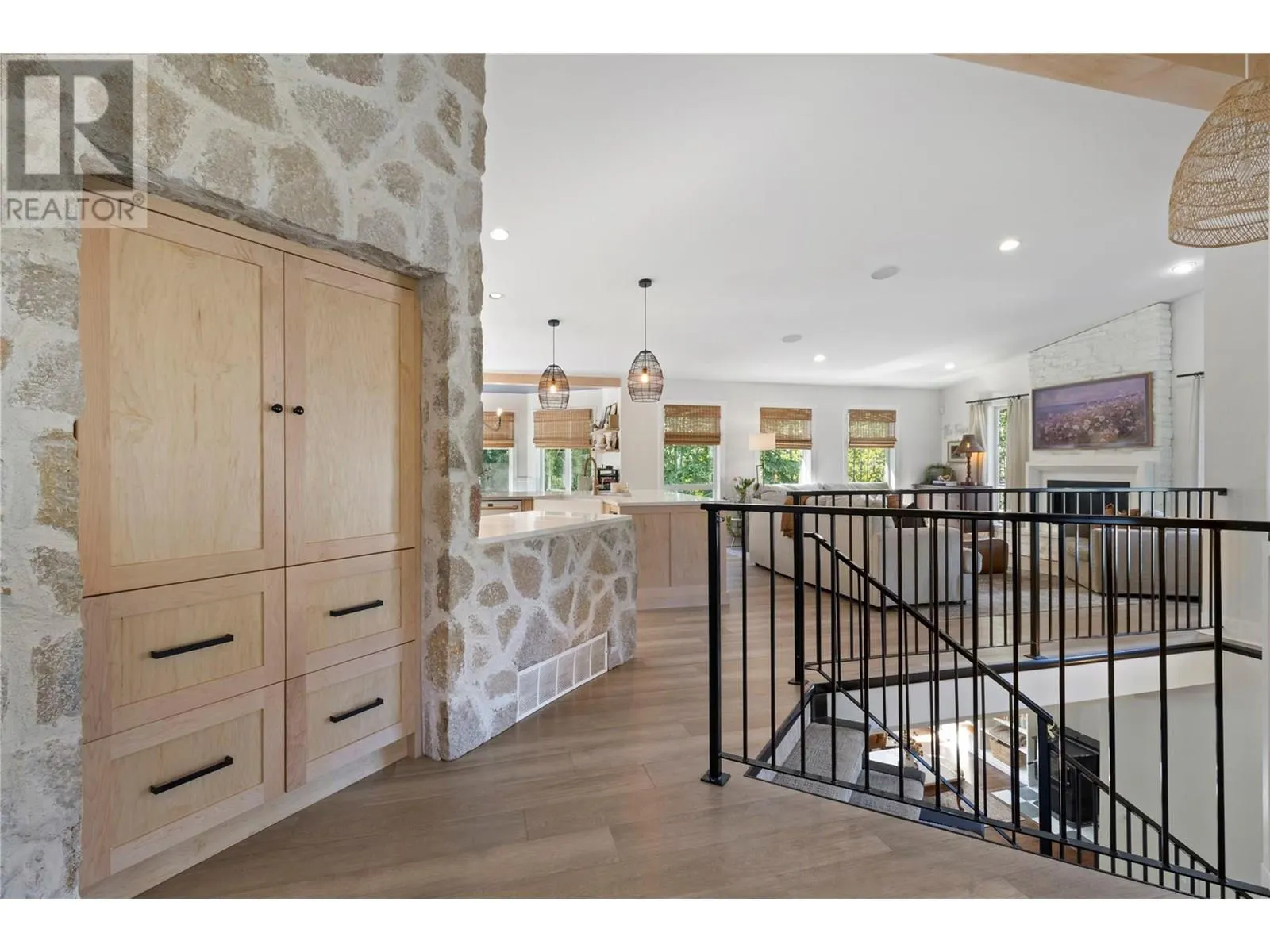 1800 Foothill Road SW
