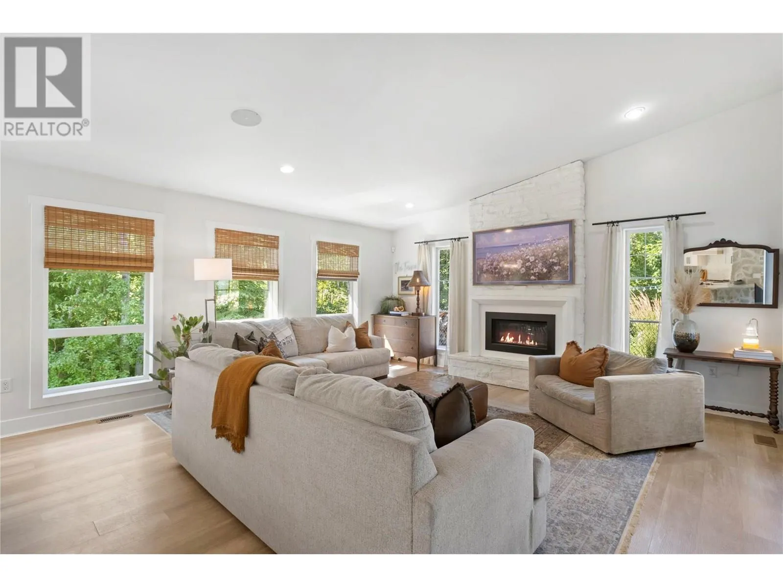 1800 Foothill Road SW