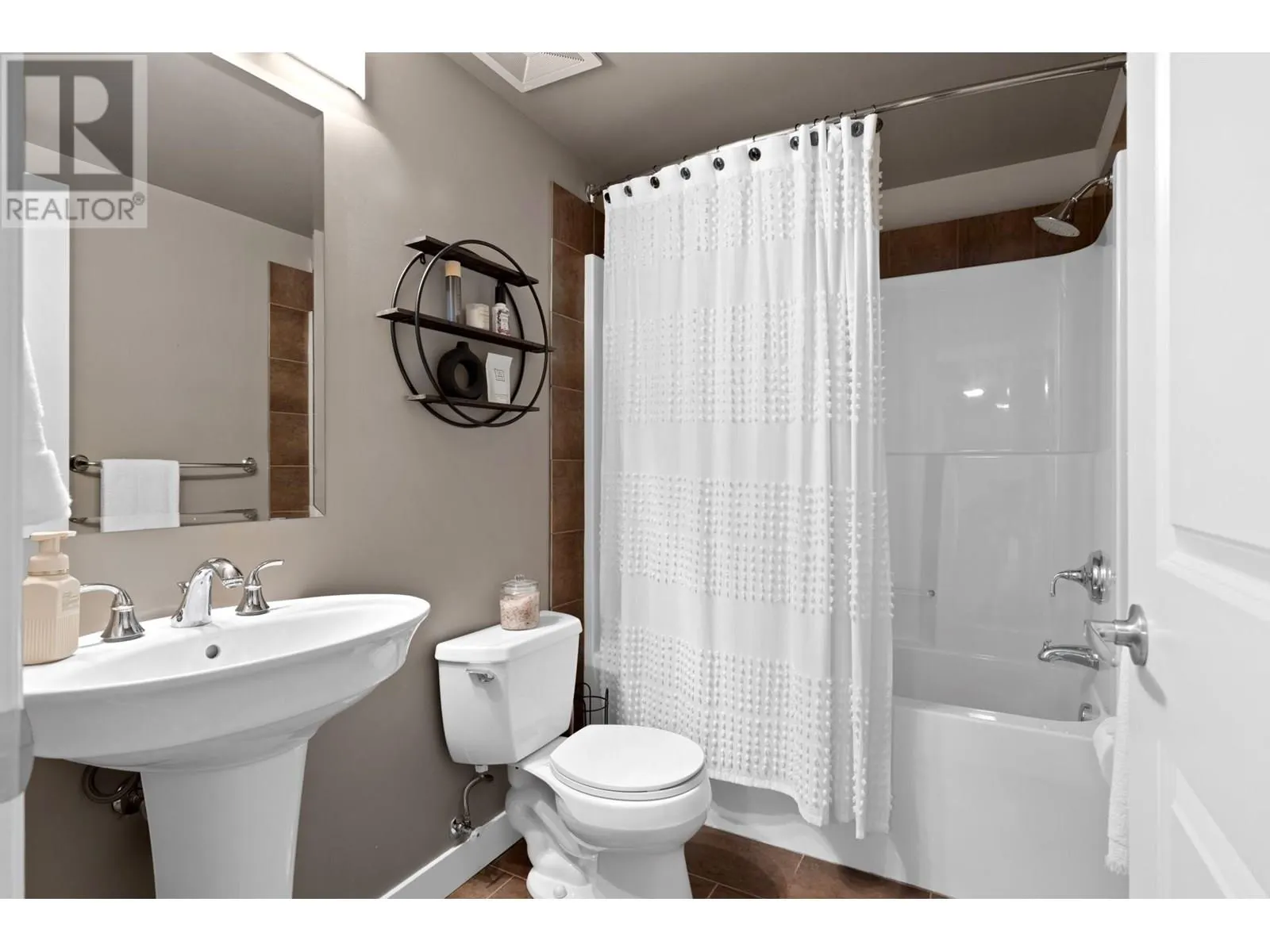 600 Sarsons Road Unit# 201