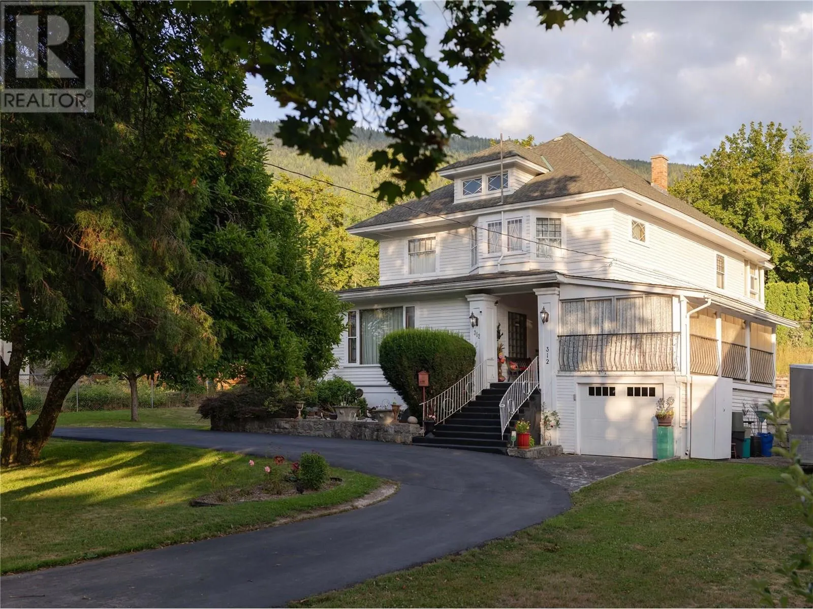 312 Latimer Street