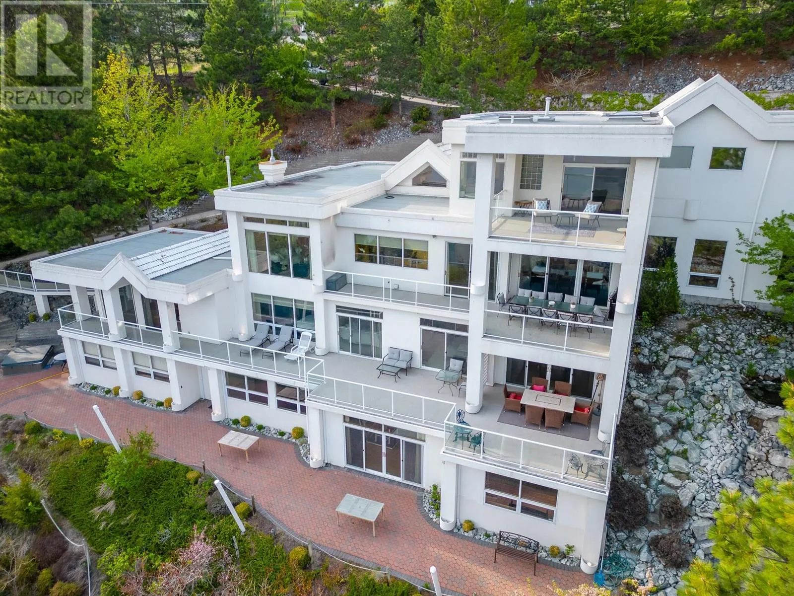 5205 Buchanan Road