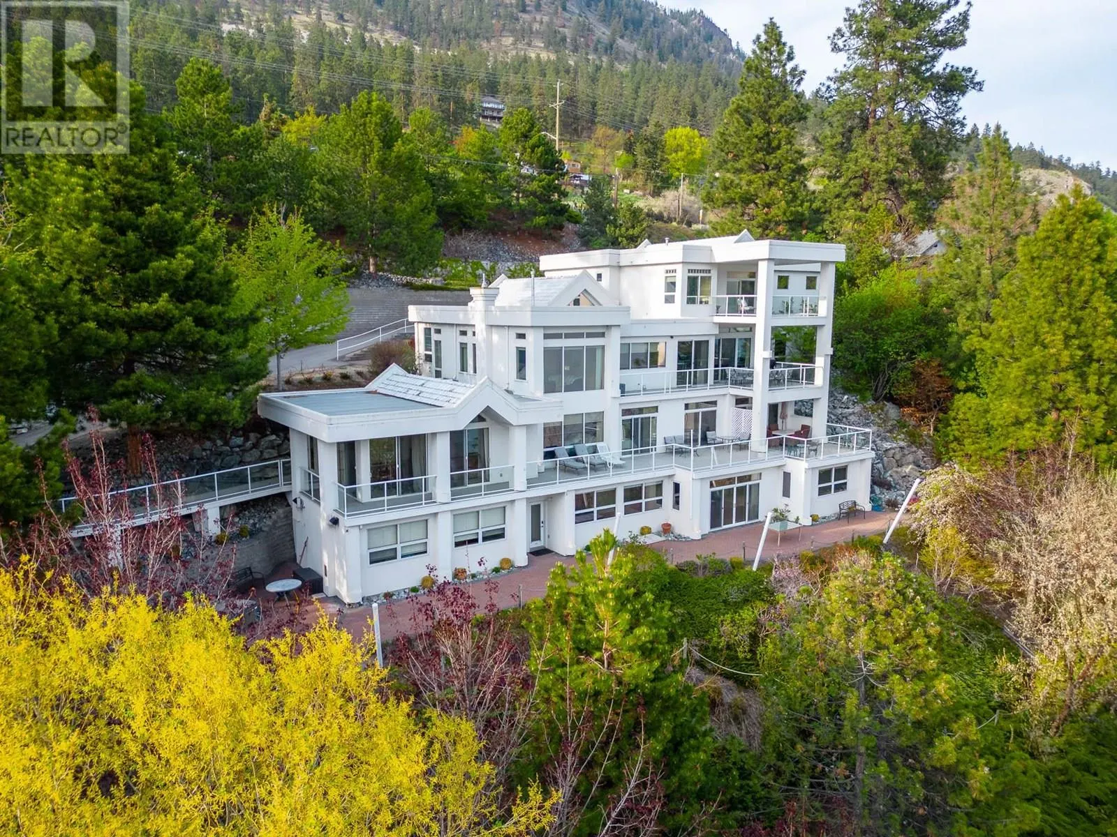 5205 Buchanan Road