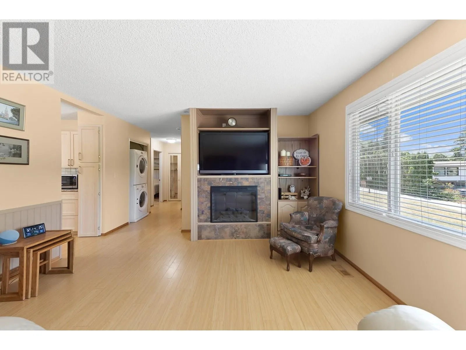 2545 Colleen Road