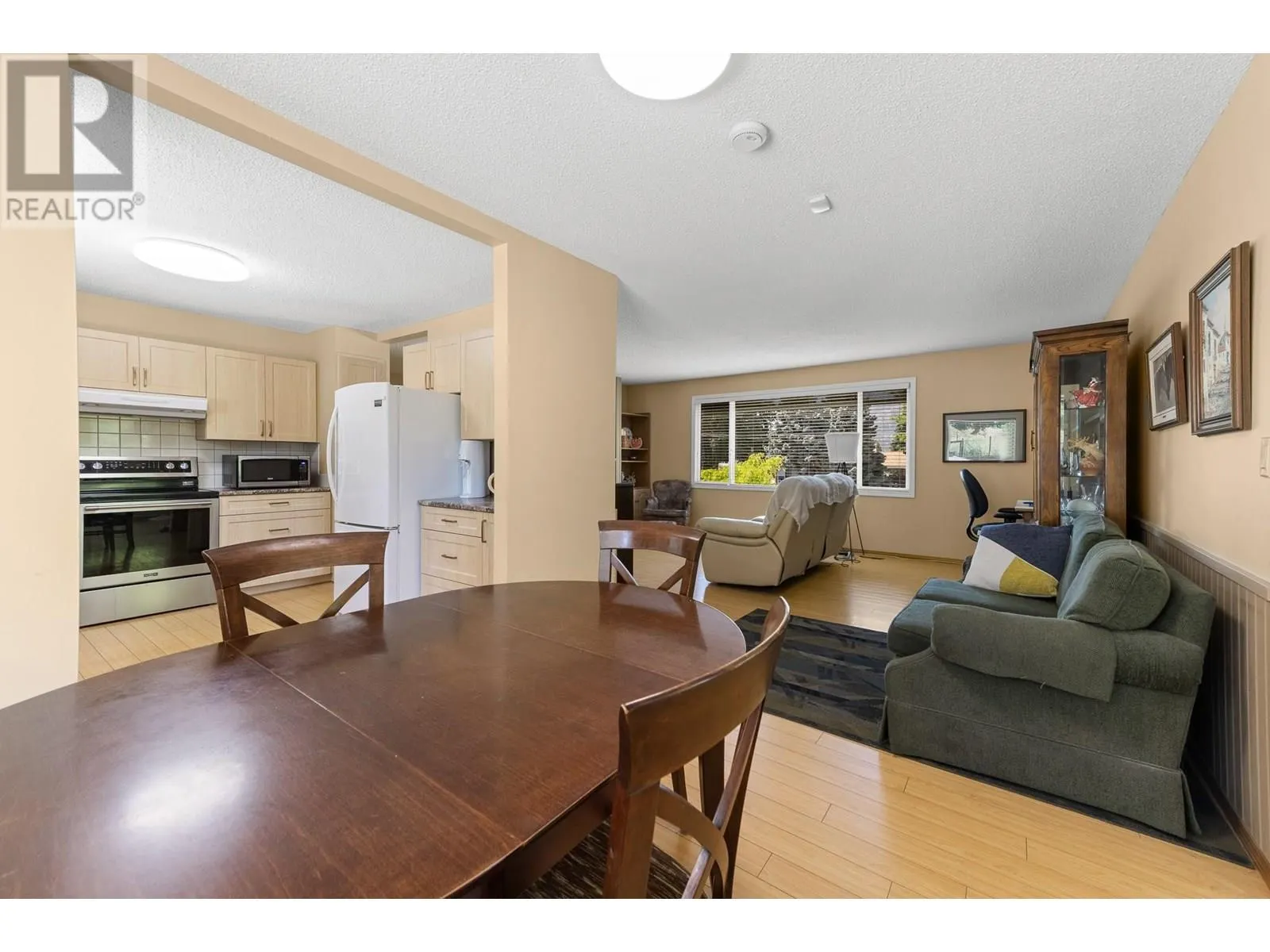 2545 Colleen Road