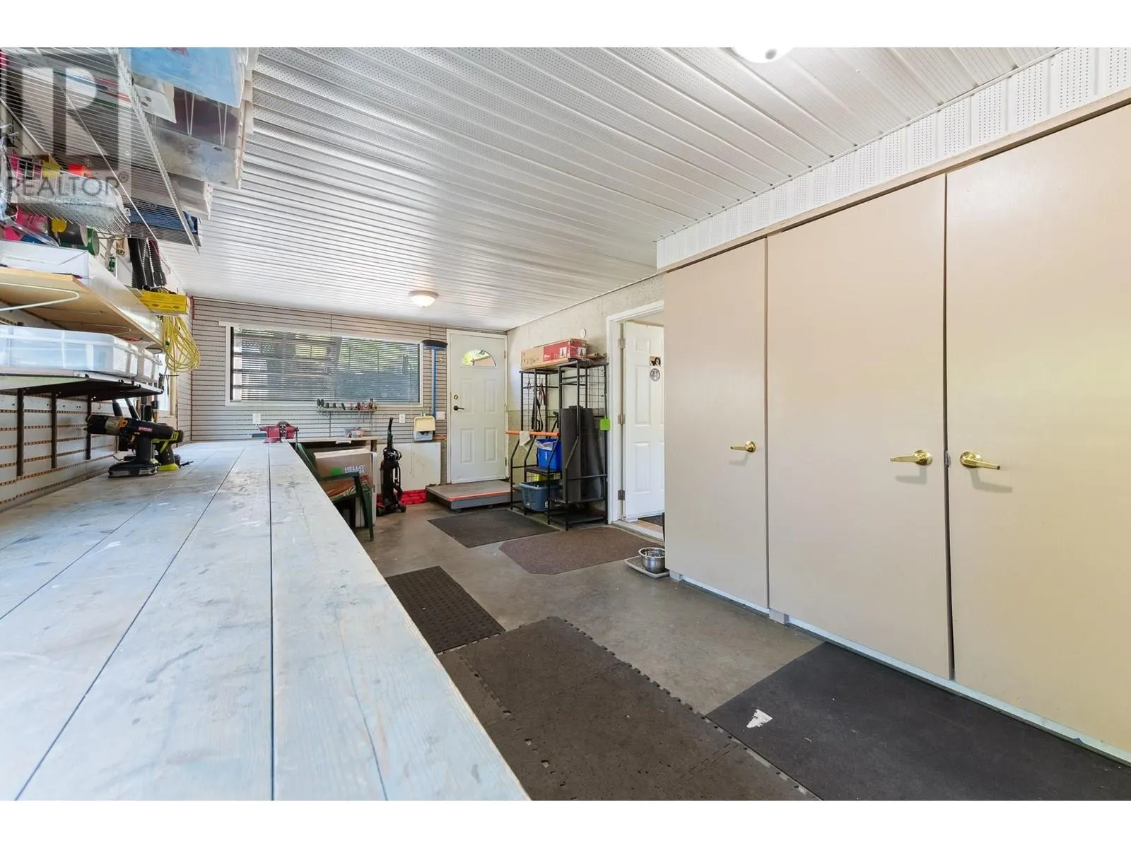 2545 Colleen Road