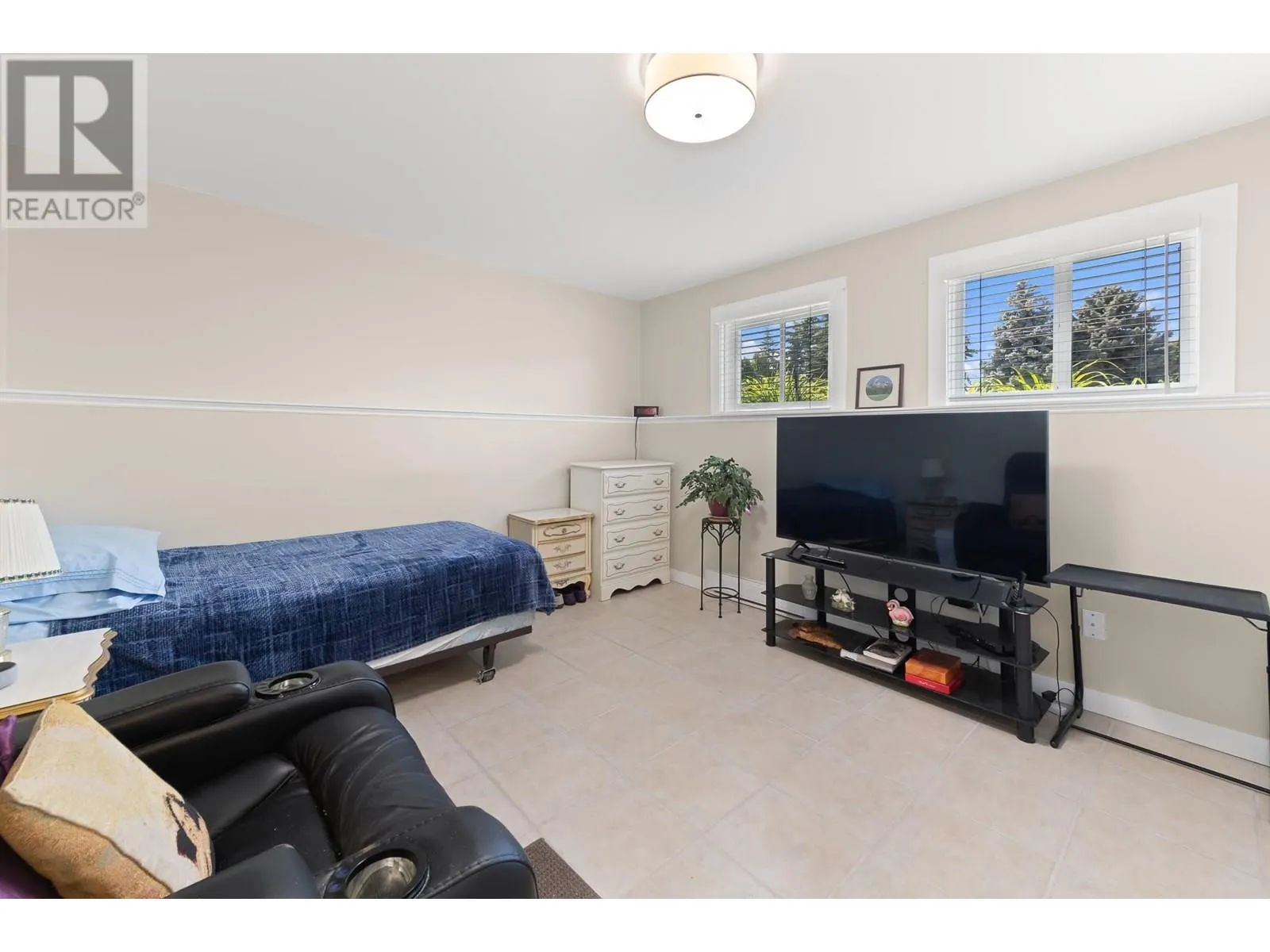 2545 Colleen Road