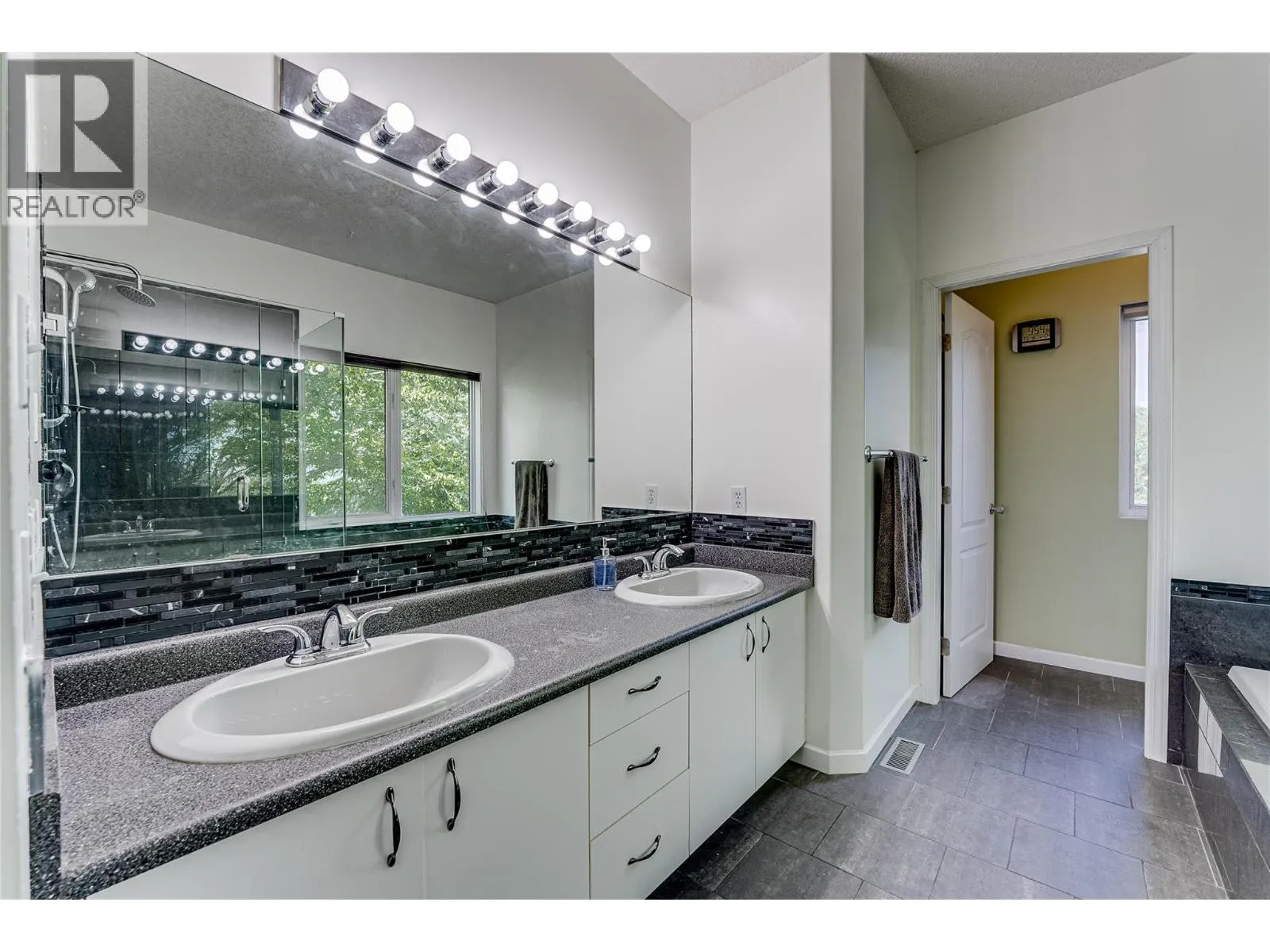 274 Country Estate Place