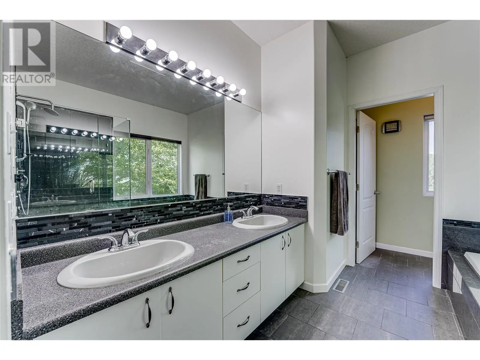 274 Country Estate Place
