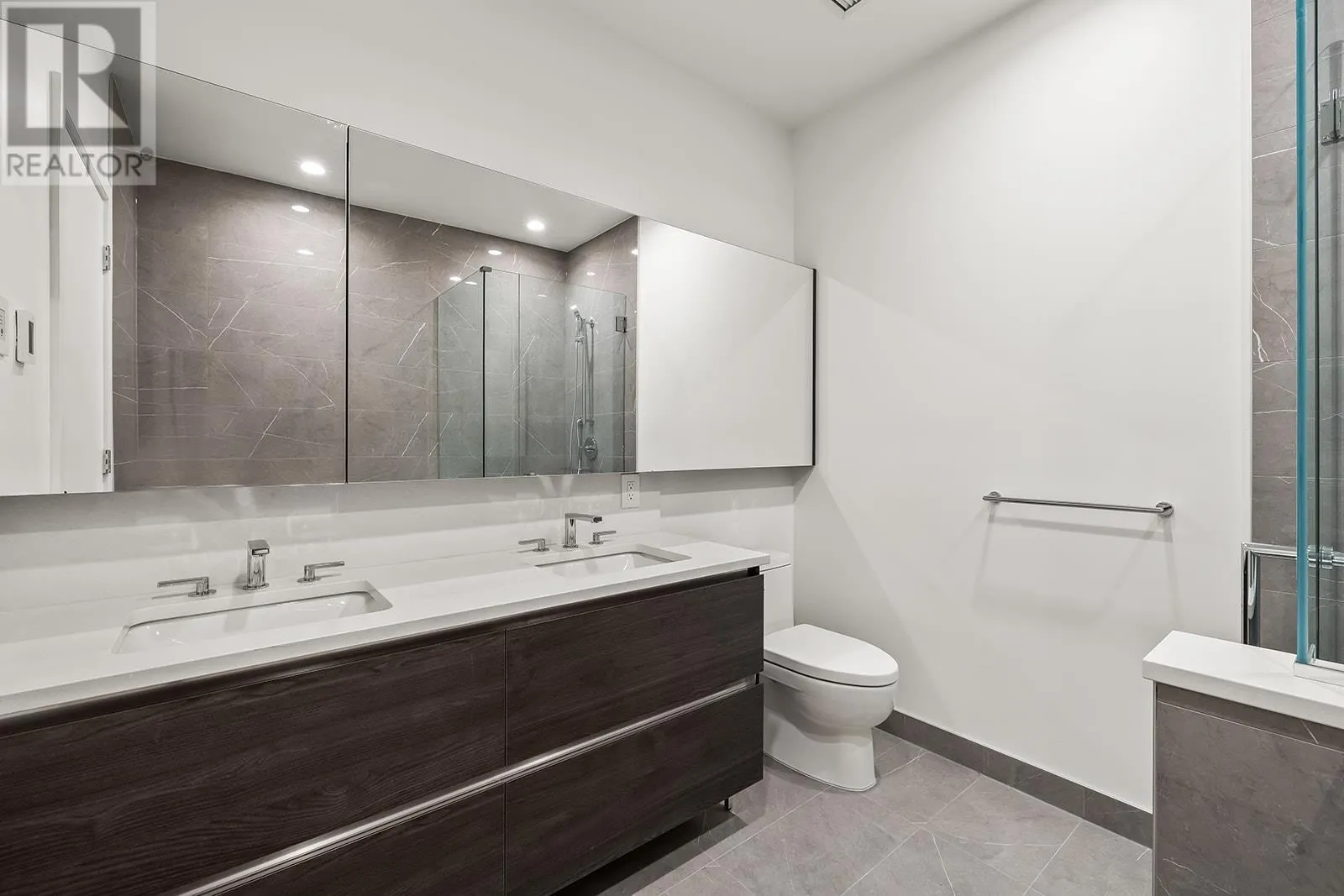 238 Leon Avenue Unit# 2108