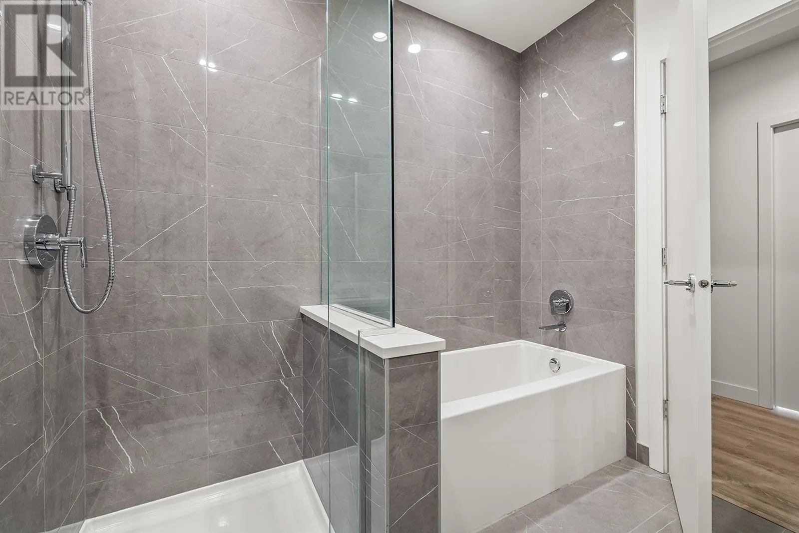 238 Leon Avenue Unit# 2108
