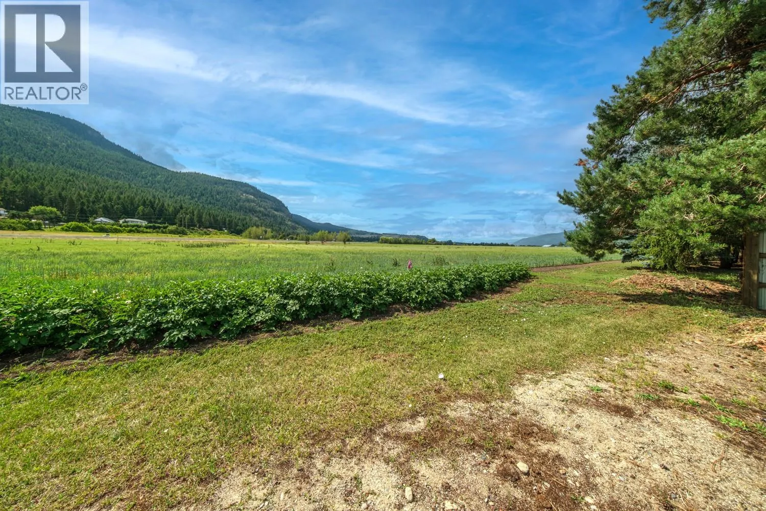 135 Pleasant Valley Cross Road