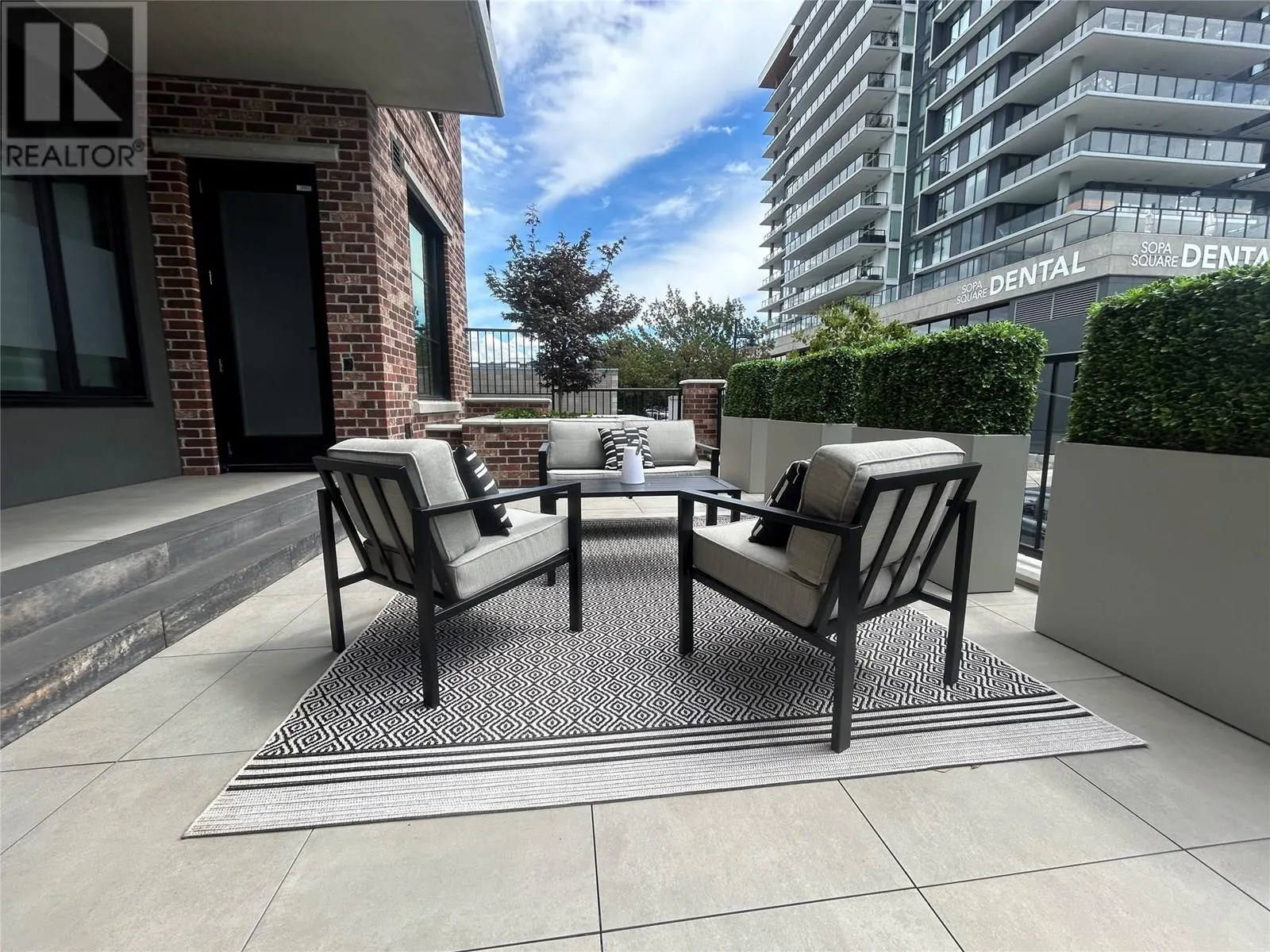 460 Groves Avenue Unit# 104