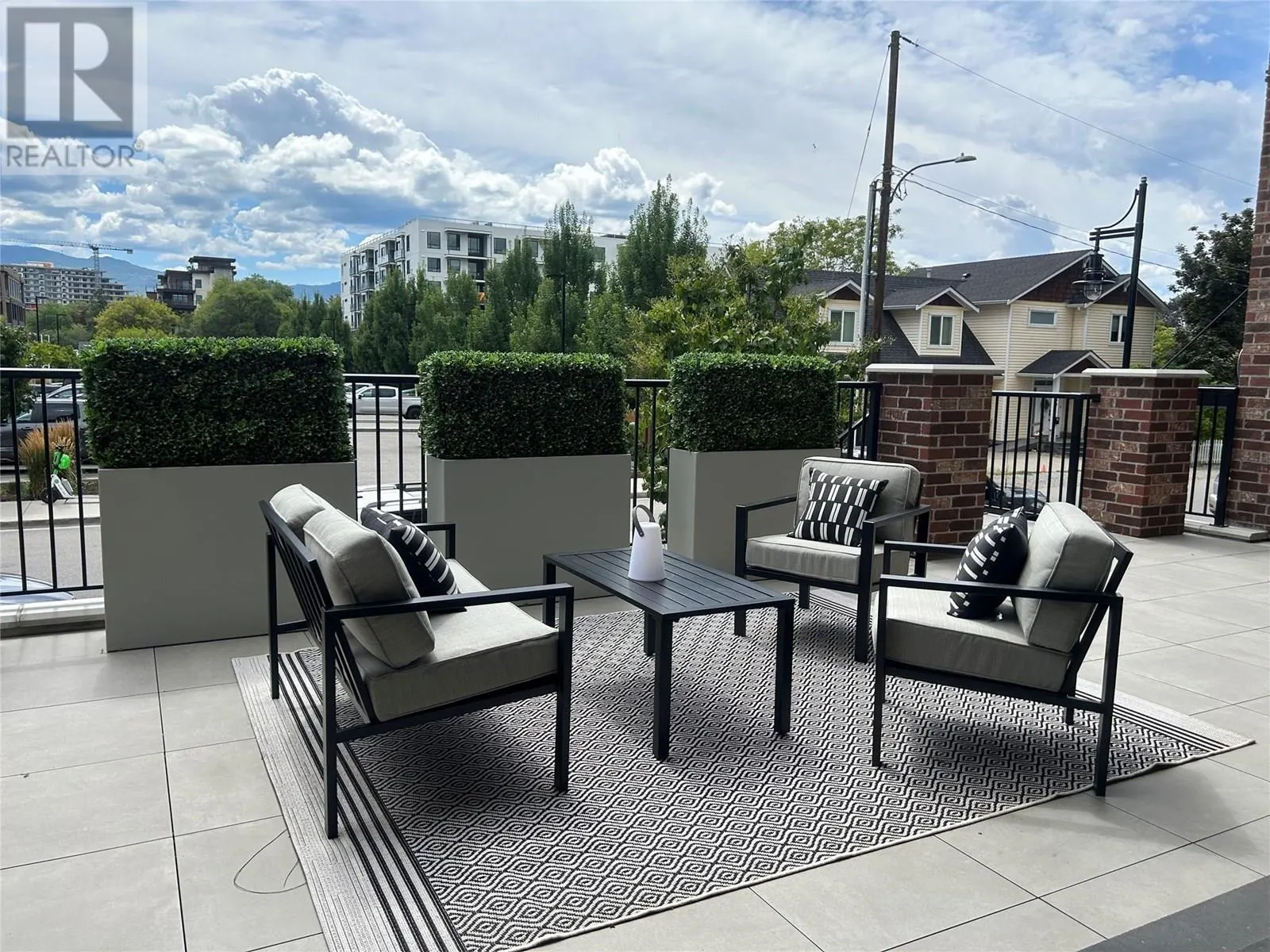 460 Groves Avenue Unit# 104