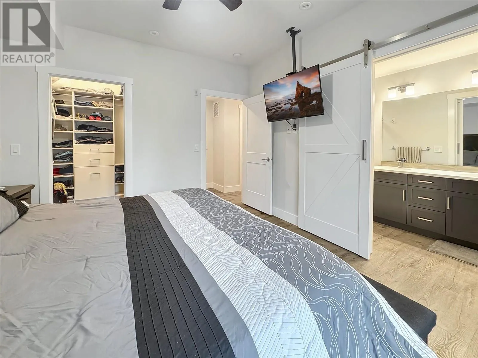 355 Legacy Lookout Unit# 213